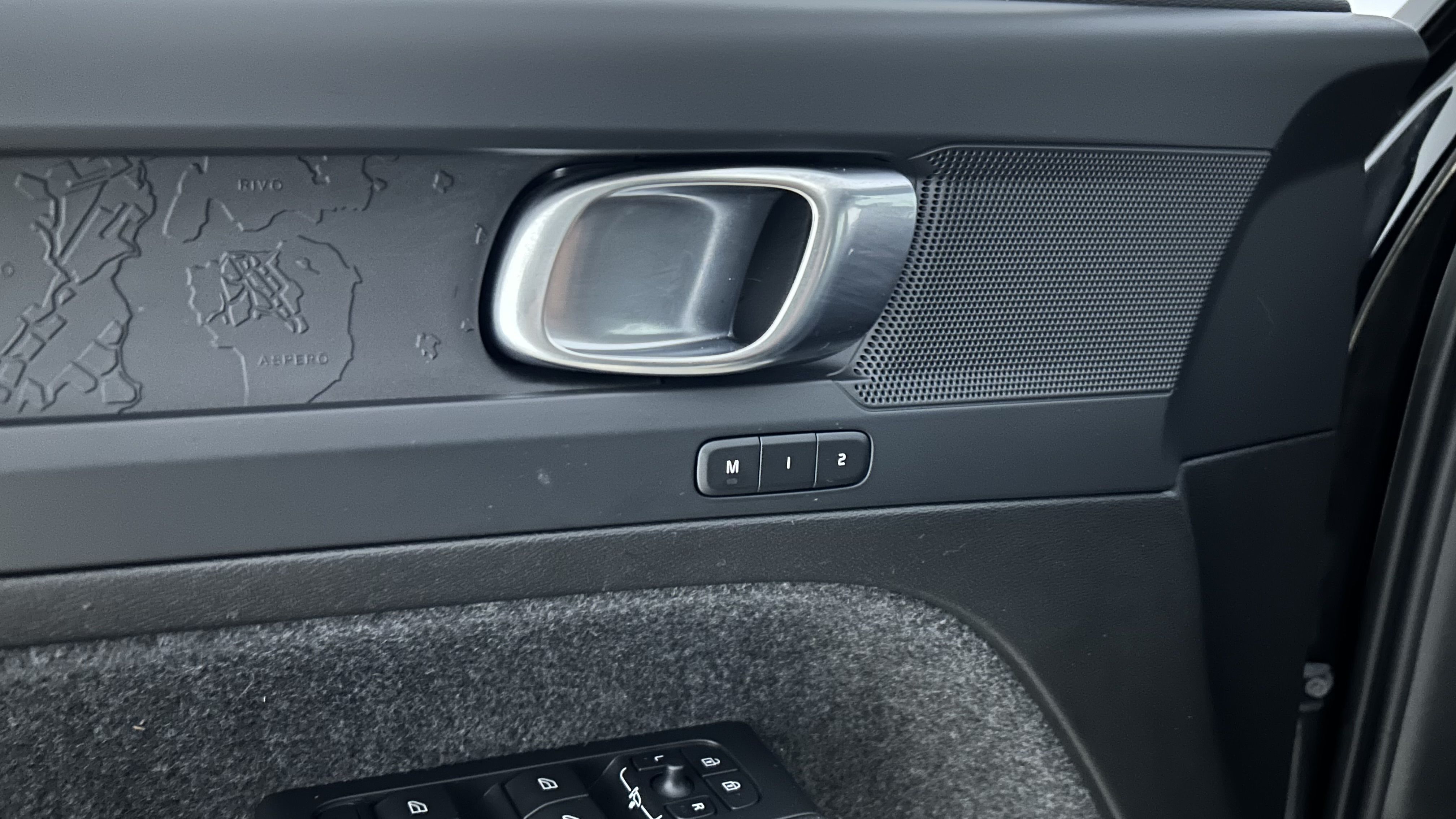 Volvo XC40 2023