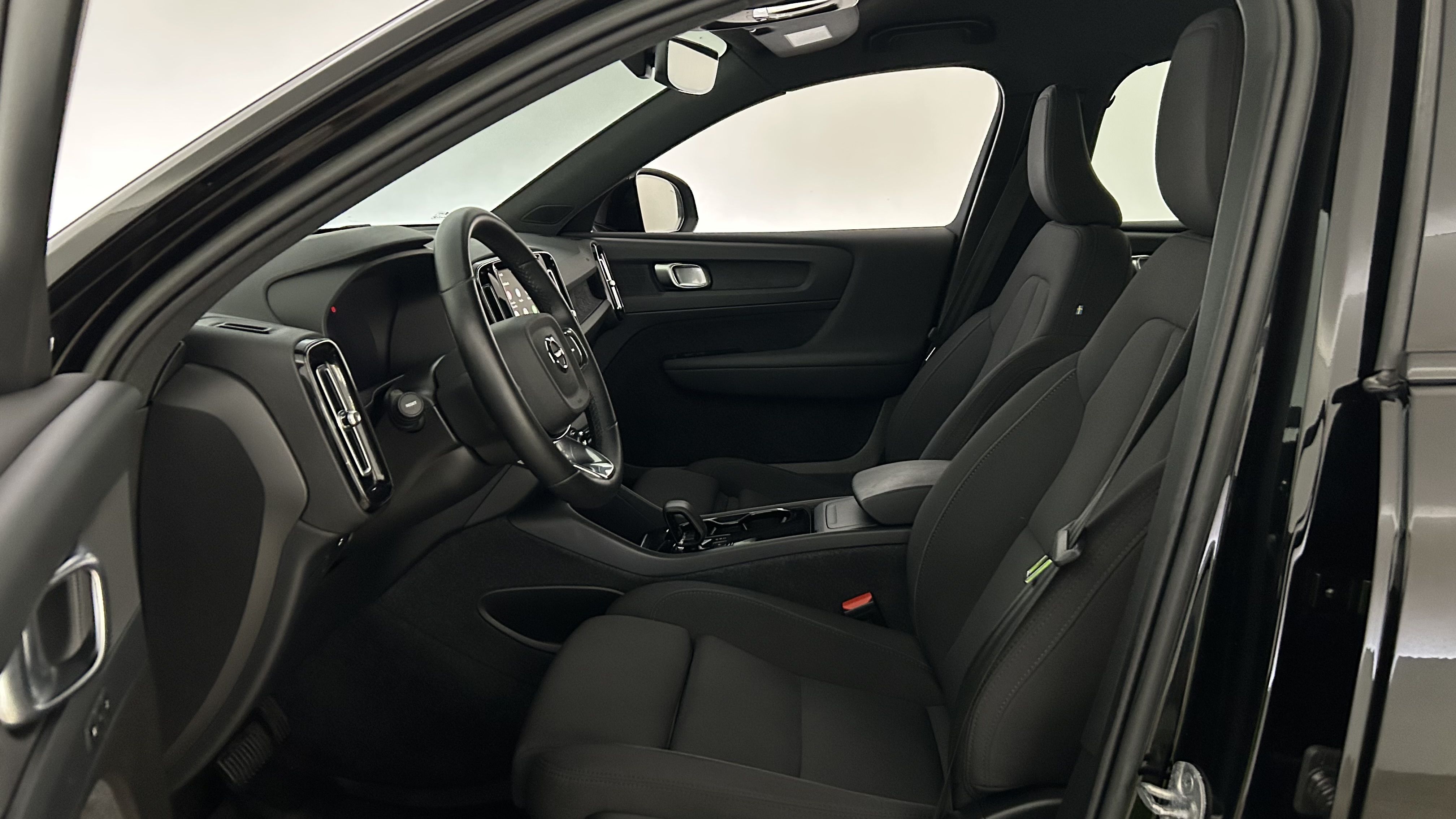 Volvo XC40 2023