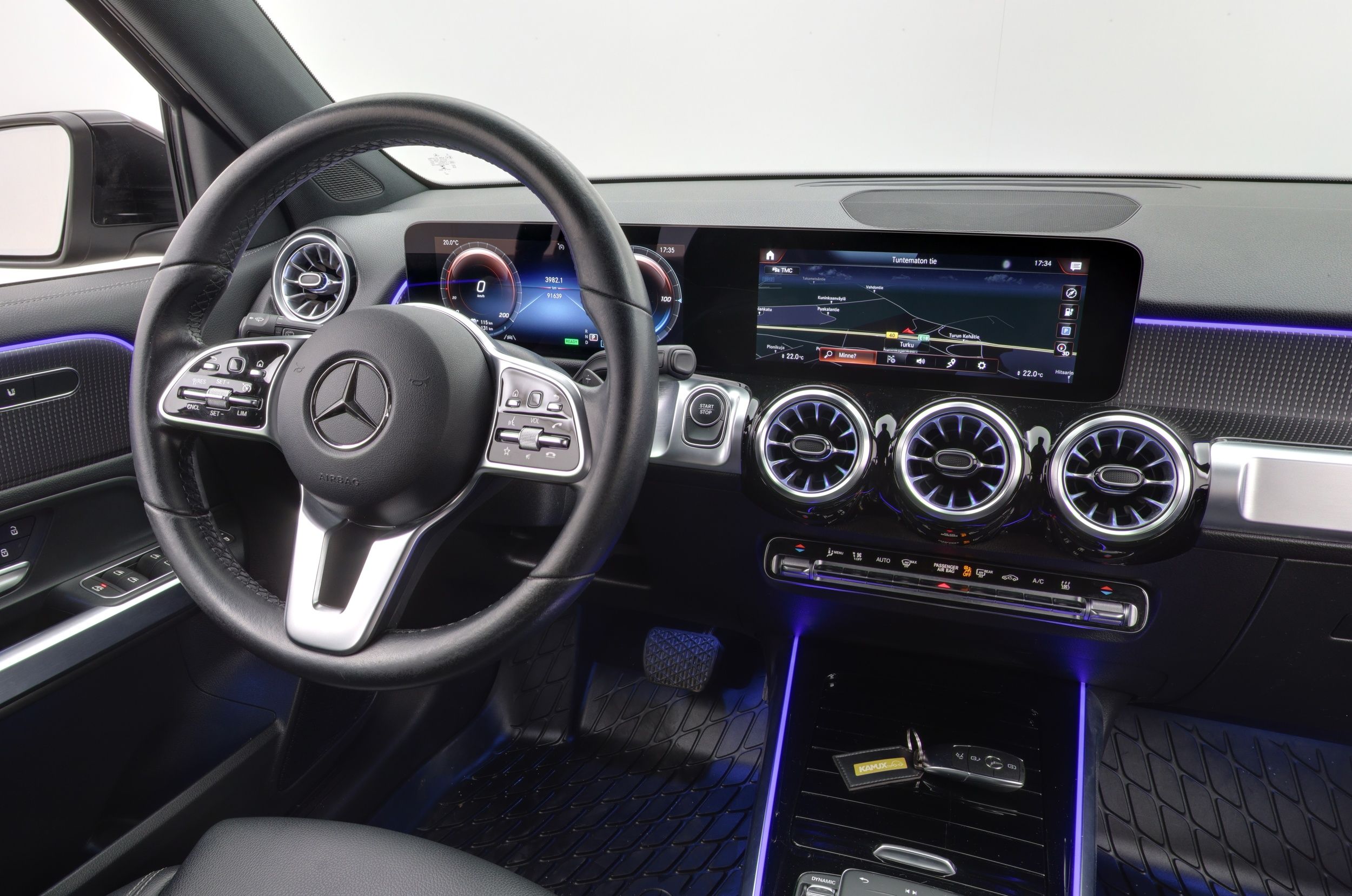 Mercedes-Benz EQB 2023