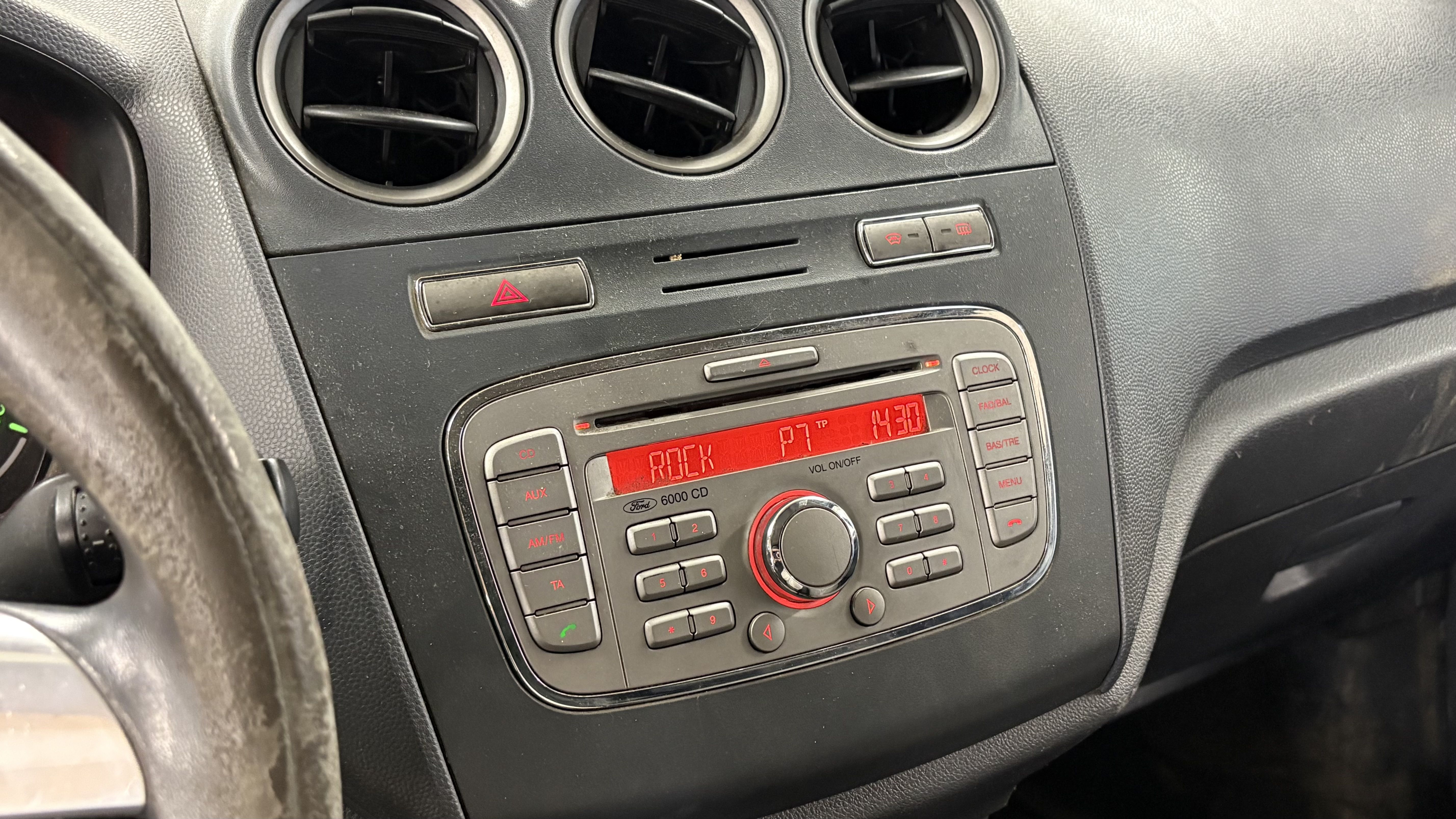 Ford Transit Connect 2011