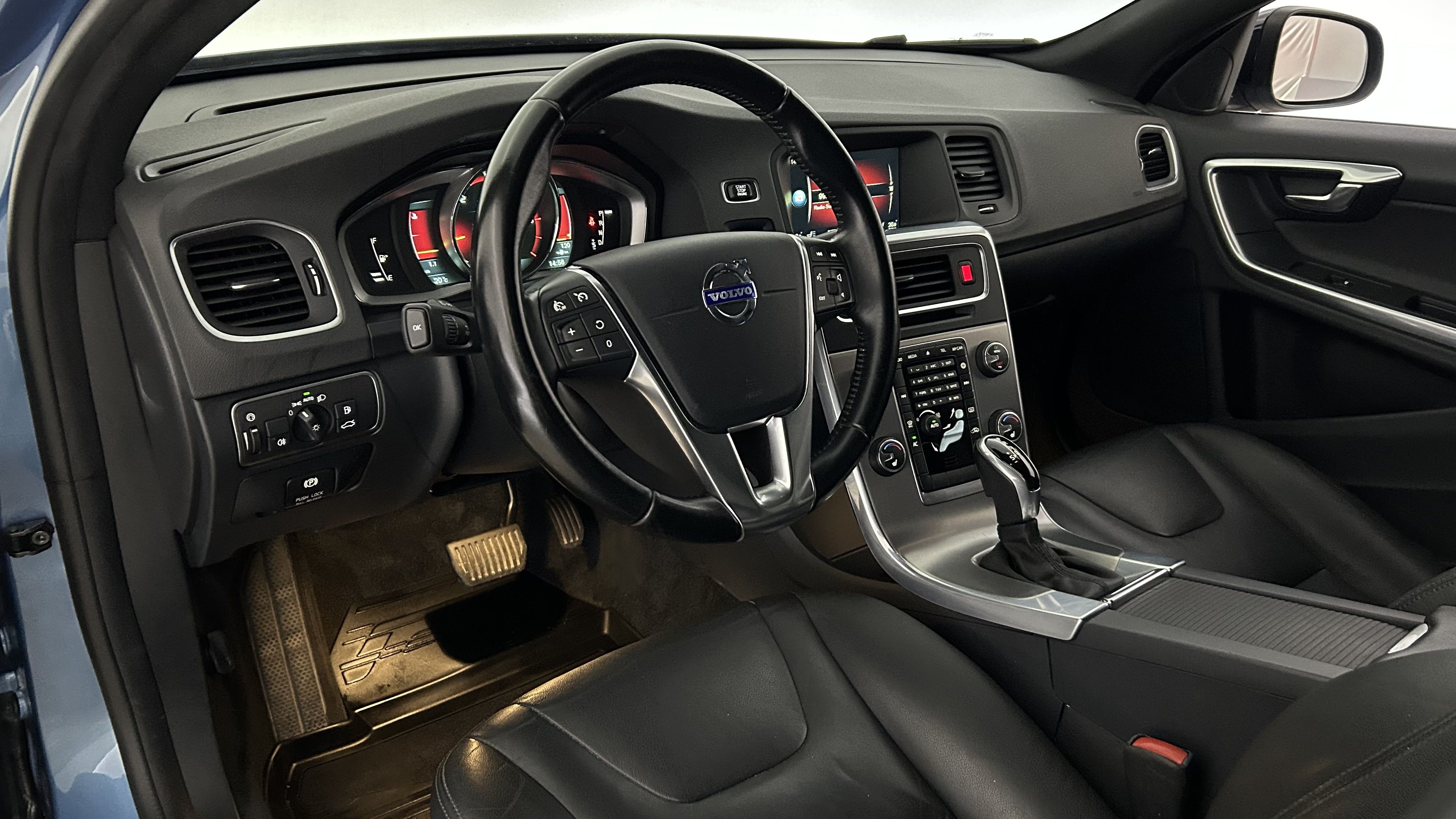 Volvo V60 2014