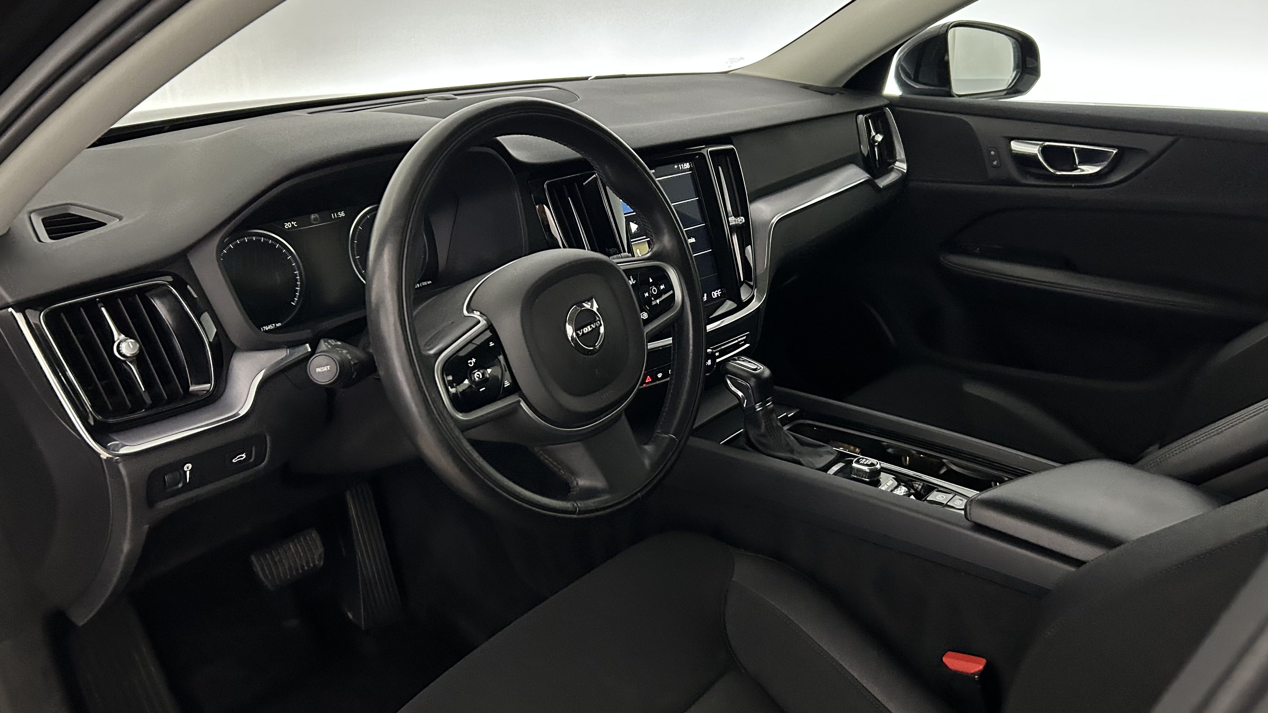 Volvo V60 2019