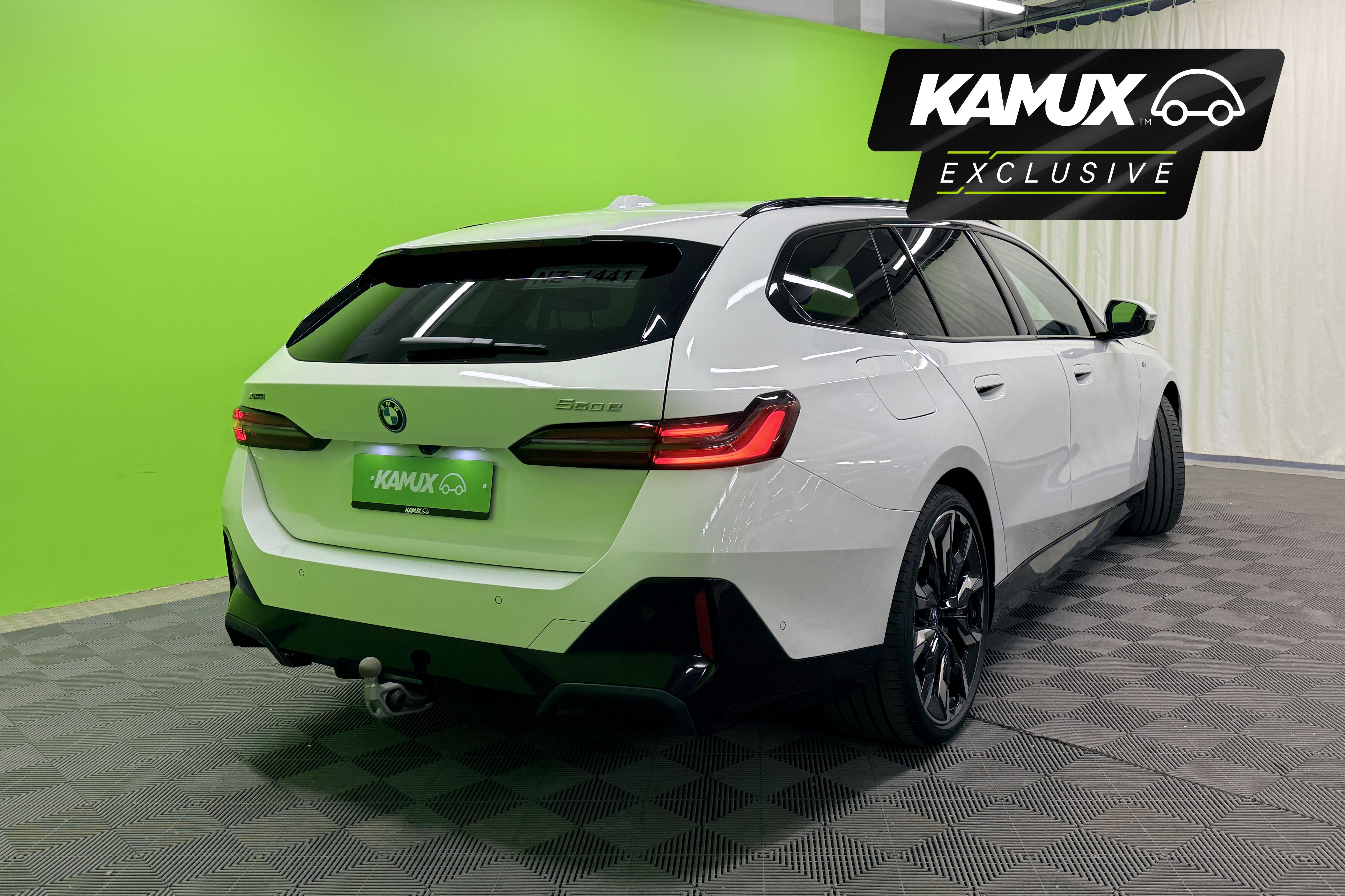 BMW 550 2025