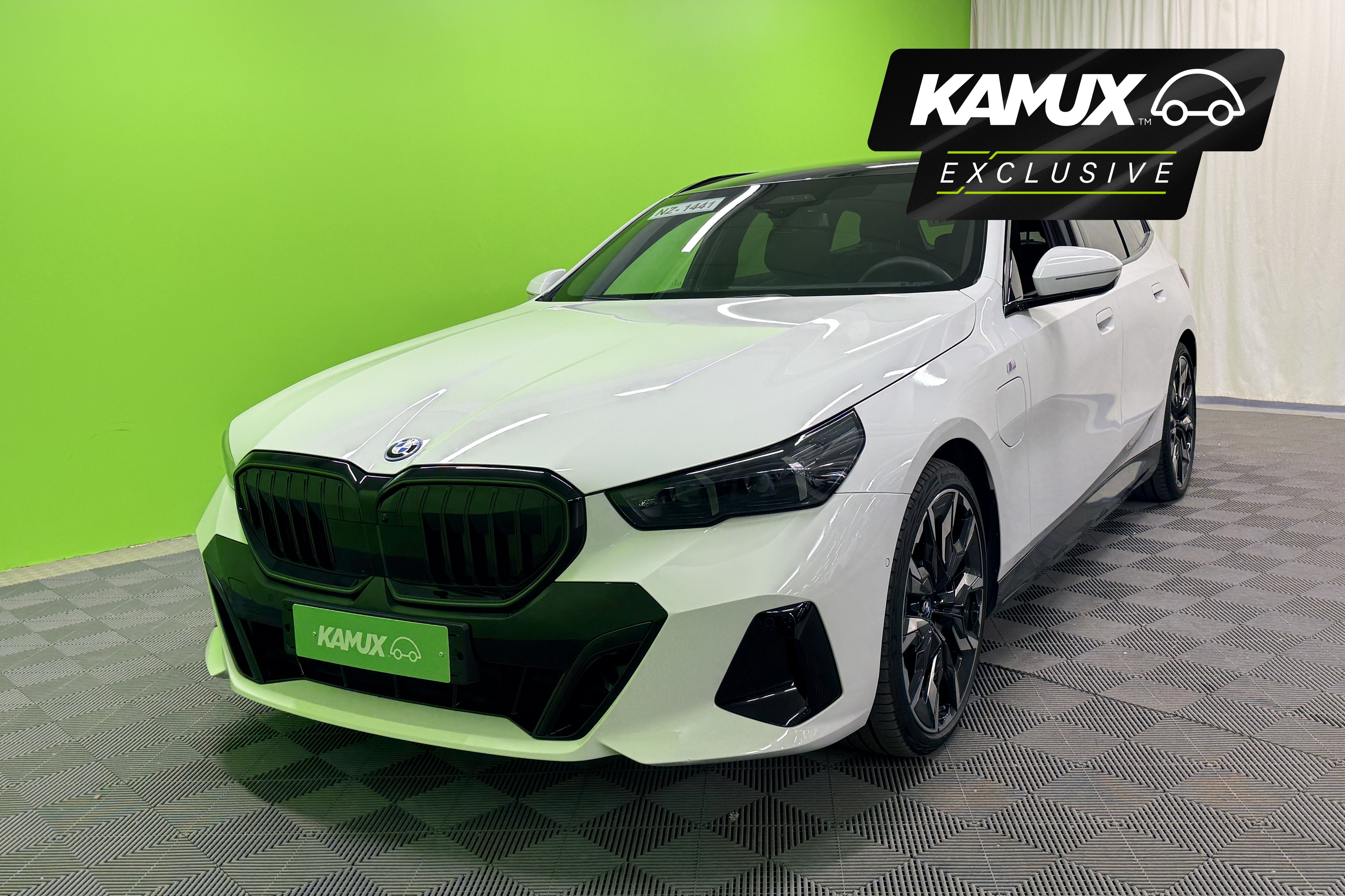 BMW 550 2025
