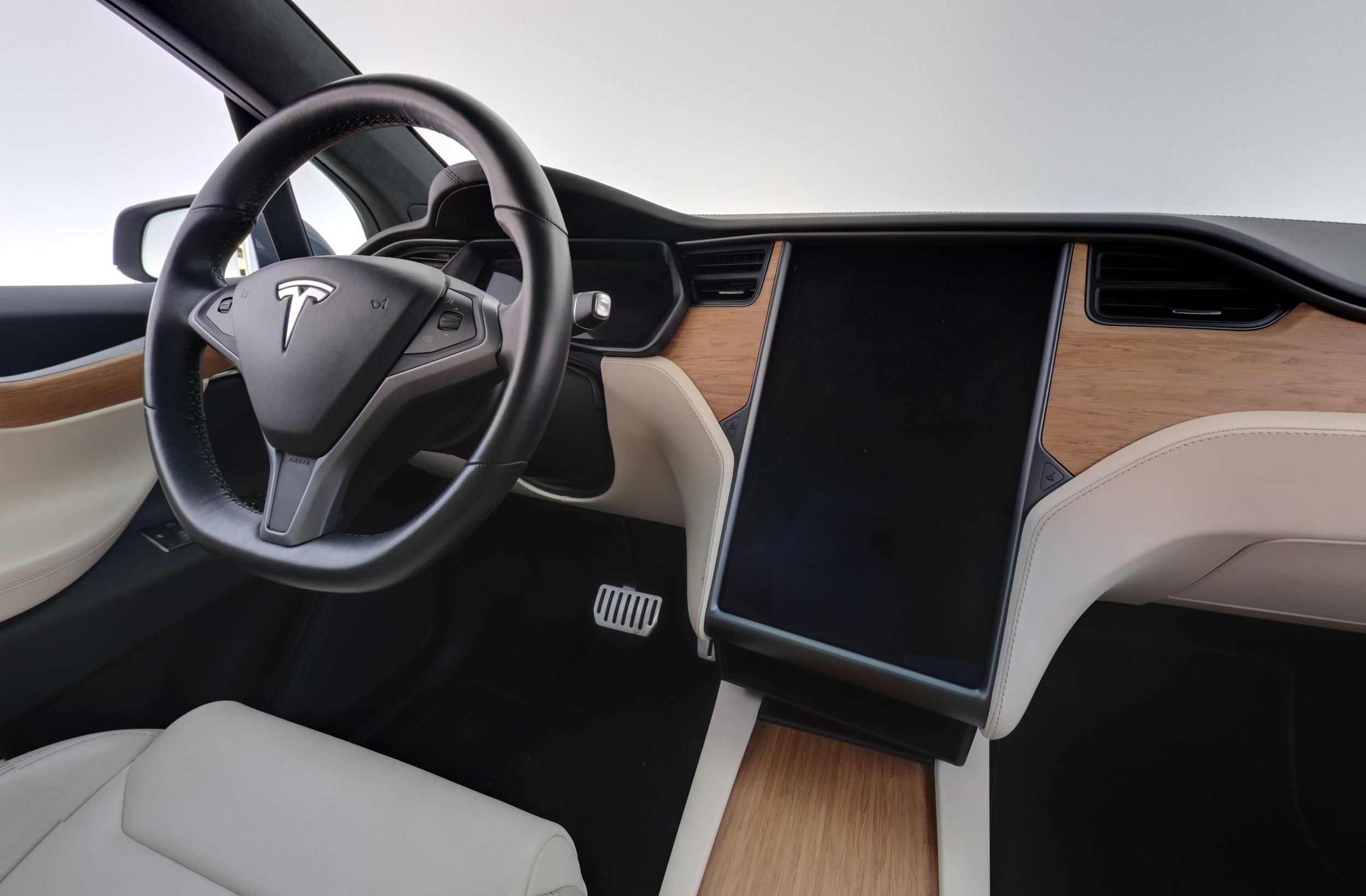 Tesla Model X 2019