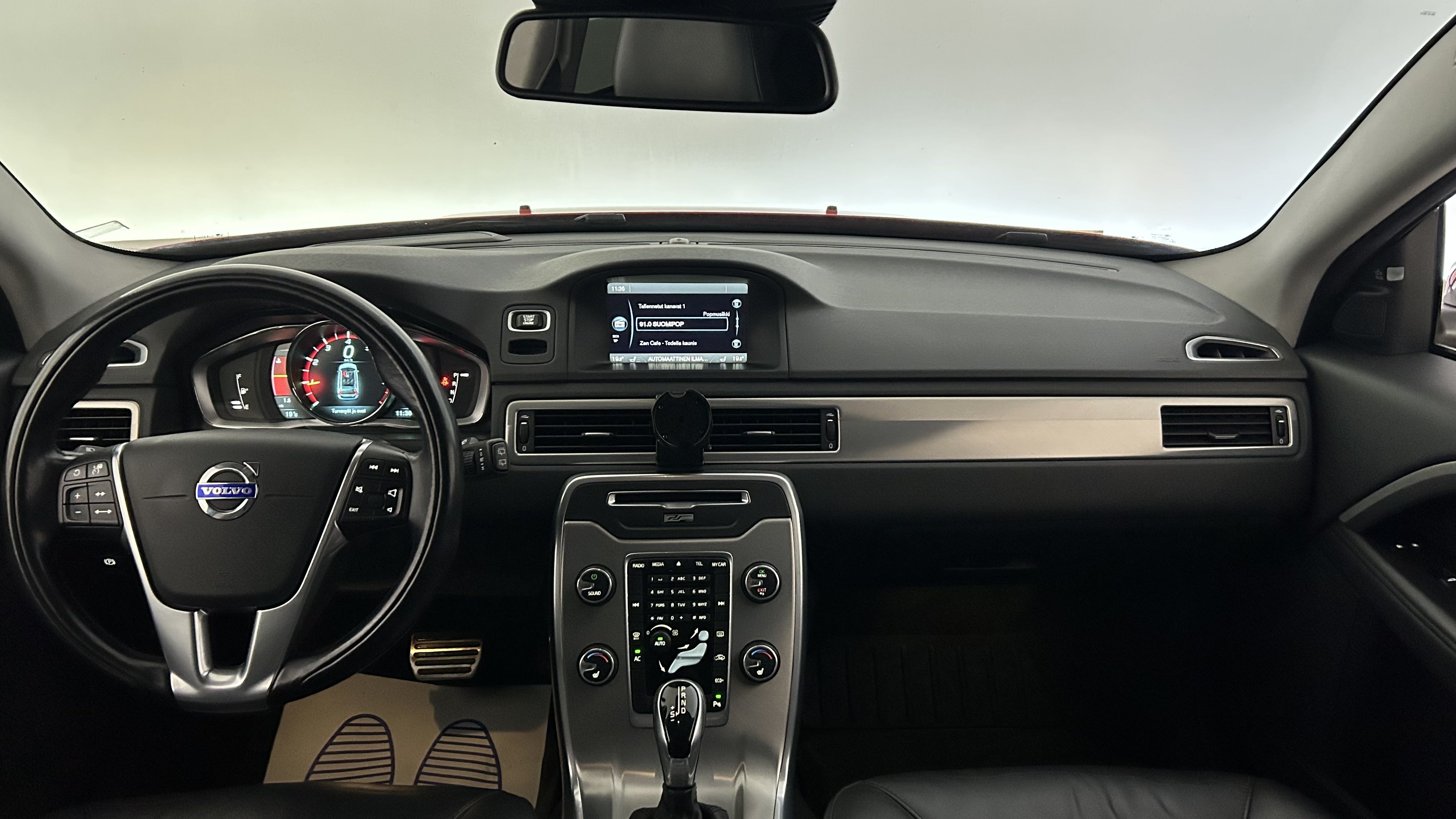Volvo V70 2014