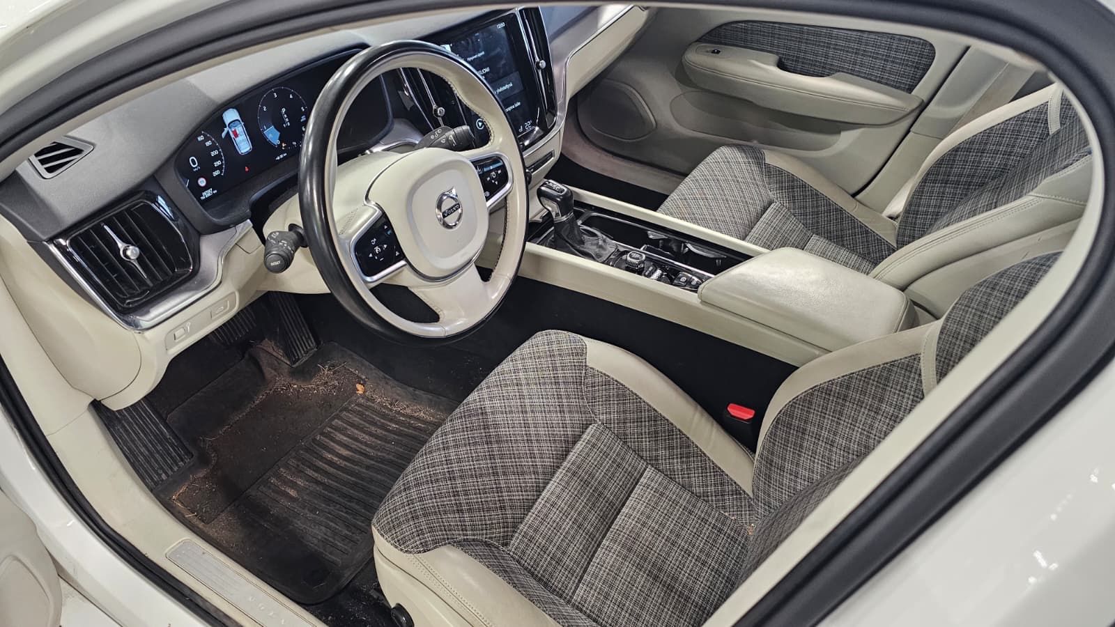 Volvo V60 2020
