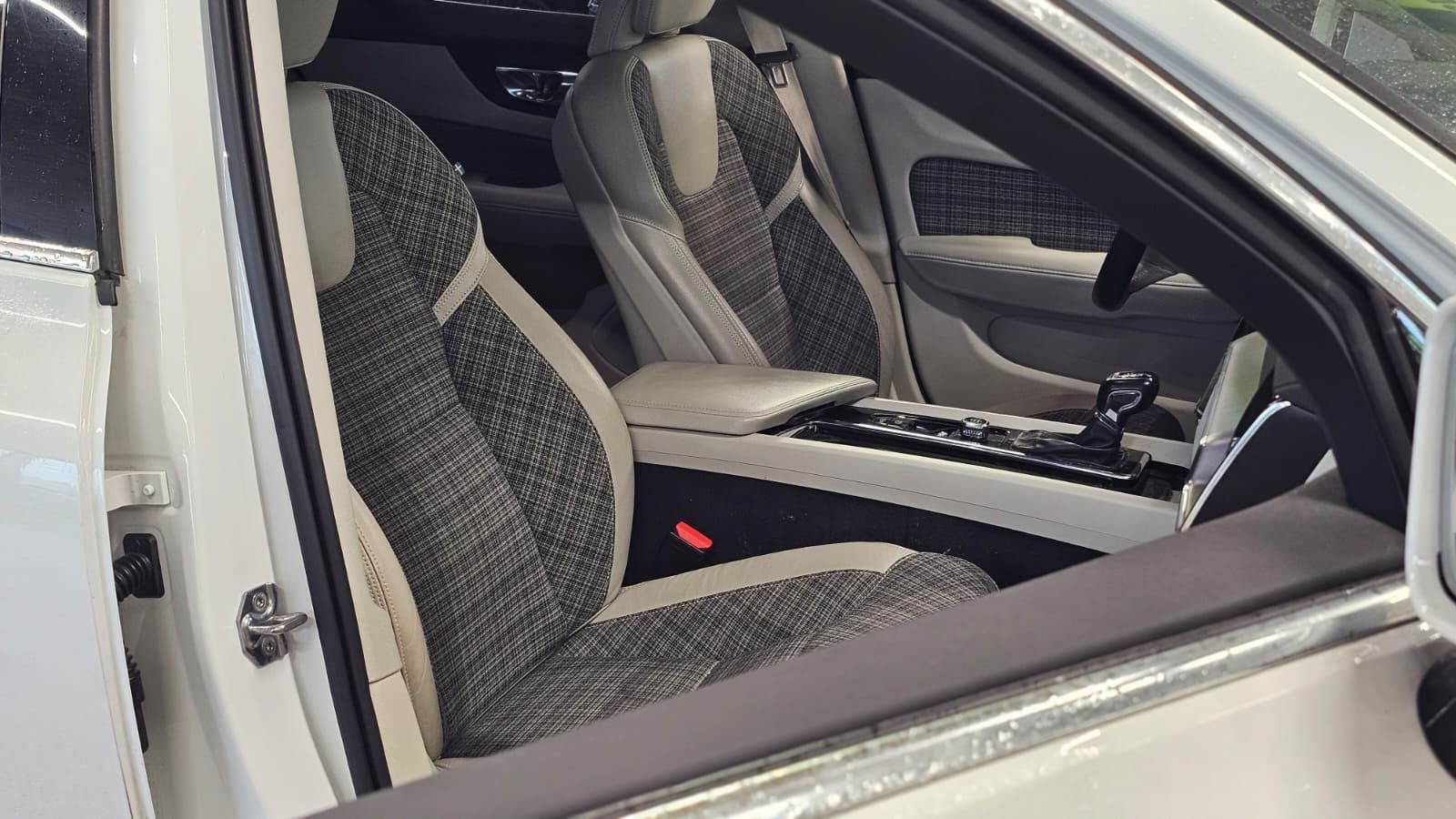 Volvo V60 2020