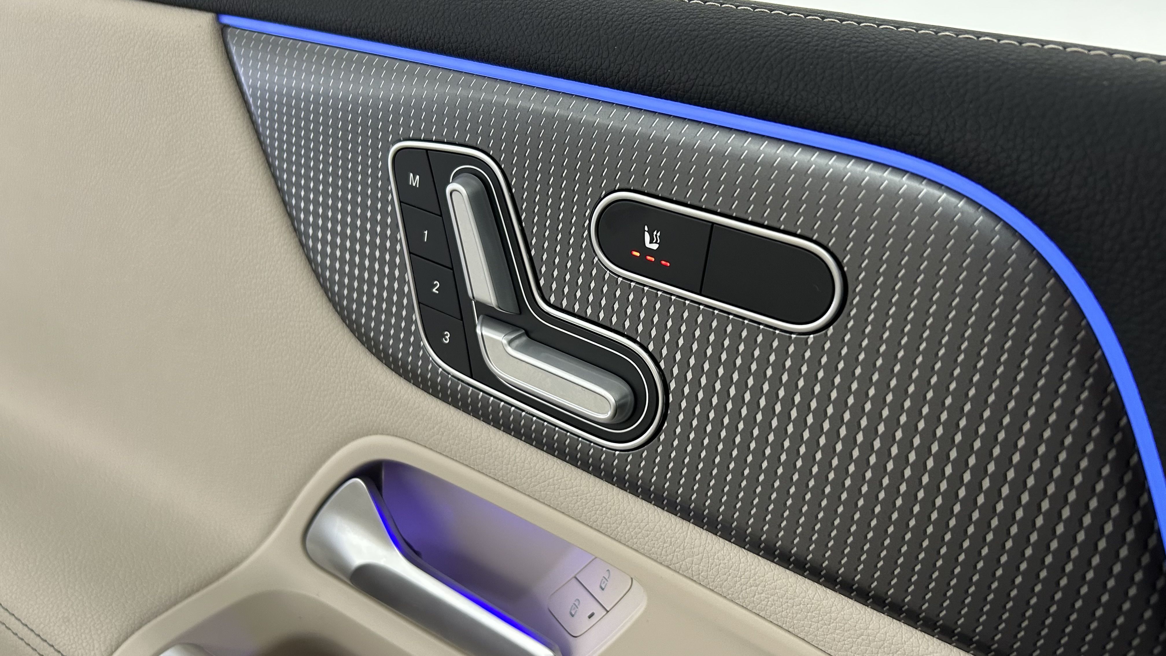 Mercedes-Benz EQB 2023