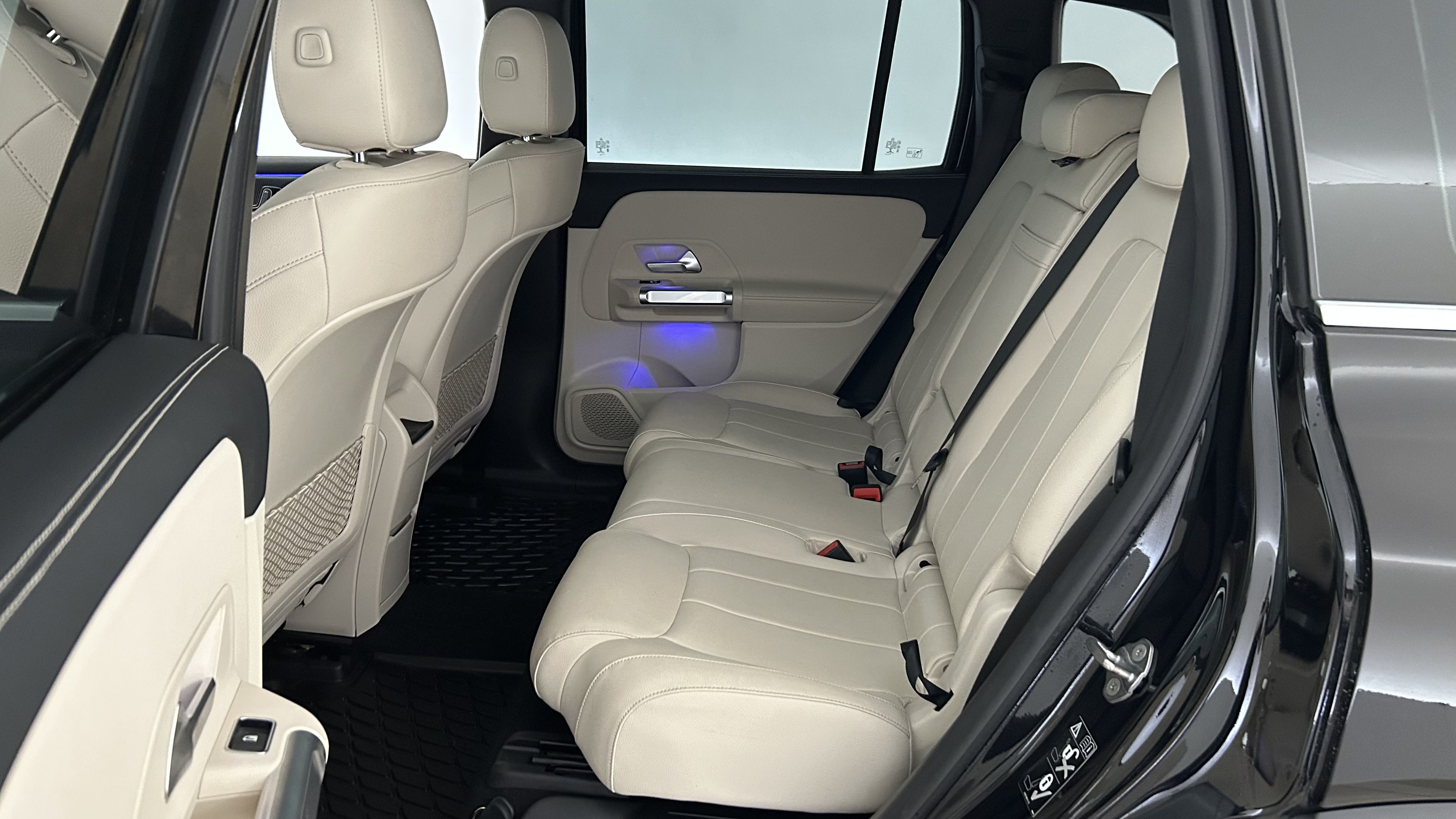 Mercedes-Benz EQB 2023