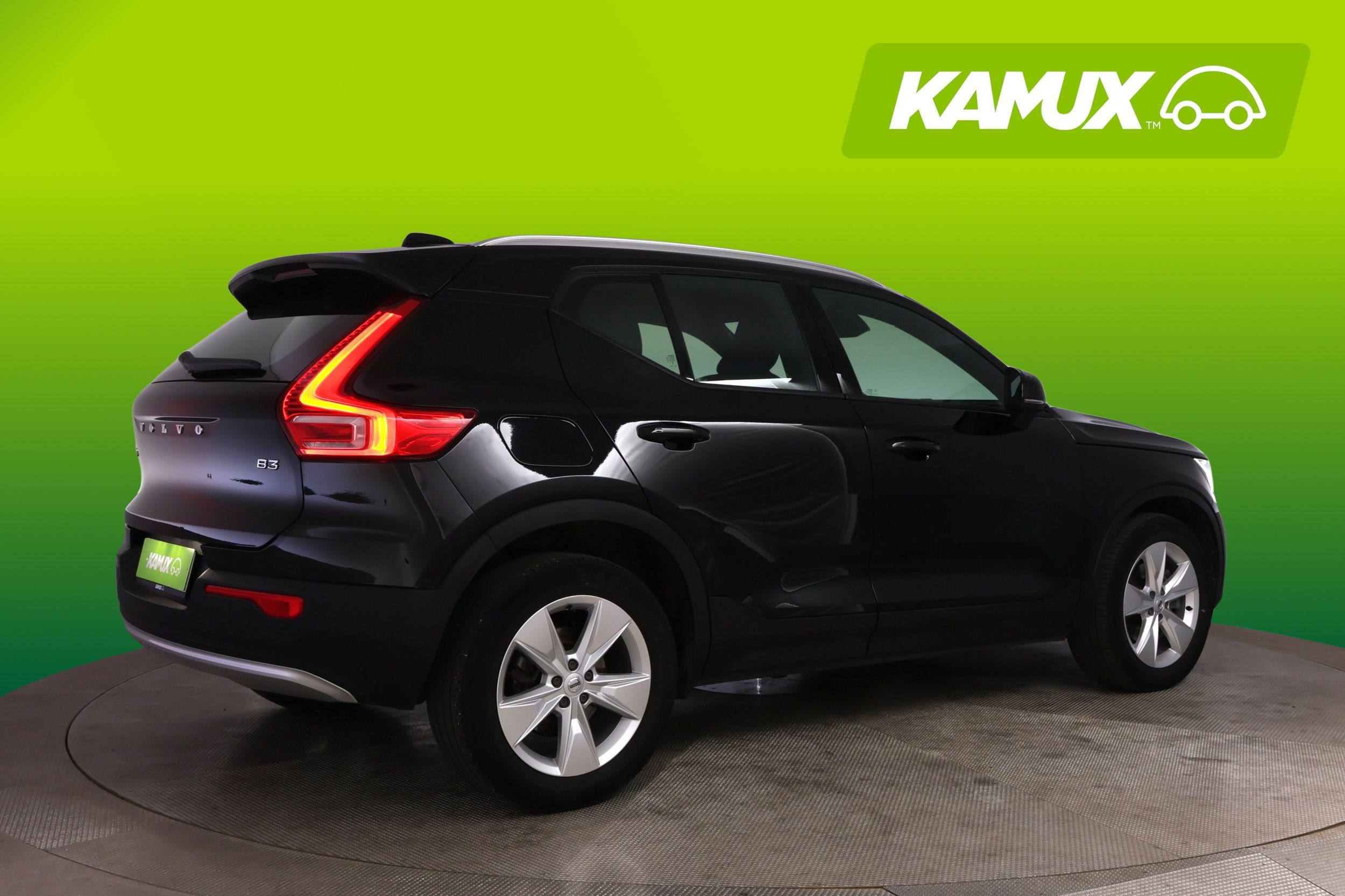 Volvo XC40 2023