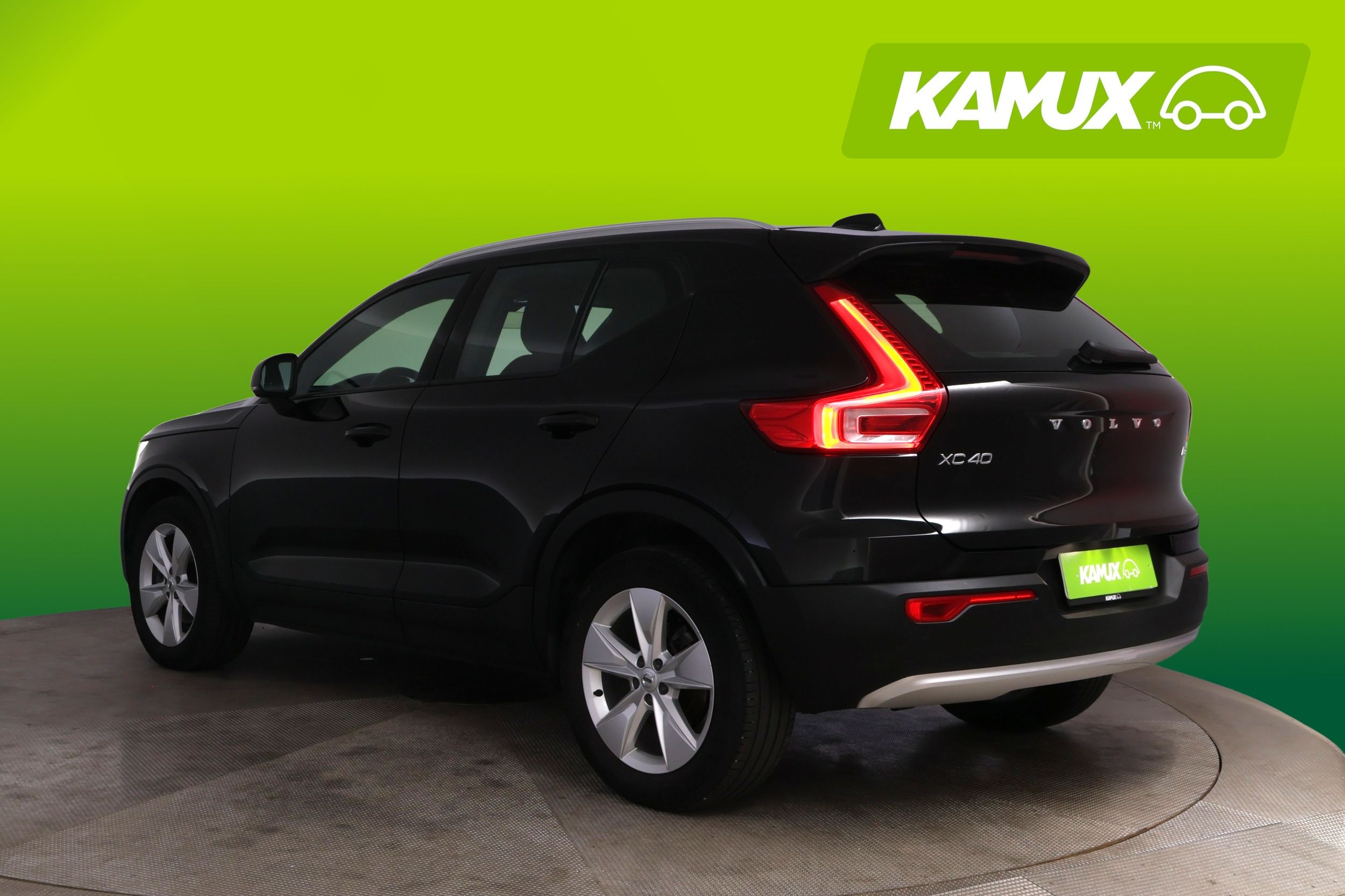 Volvo XC40 2023