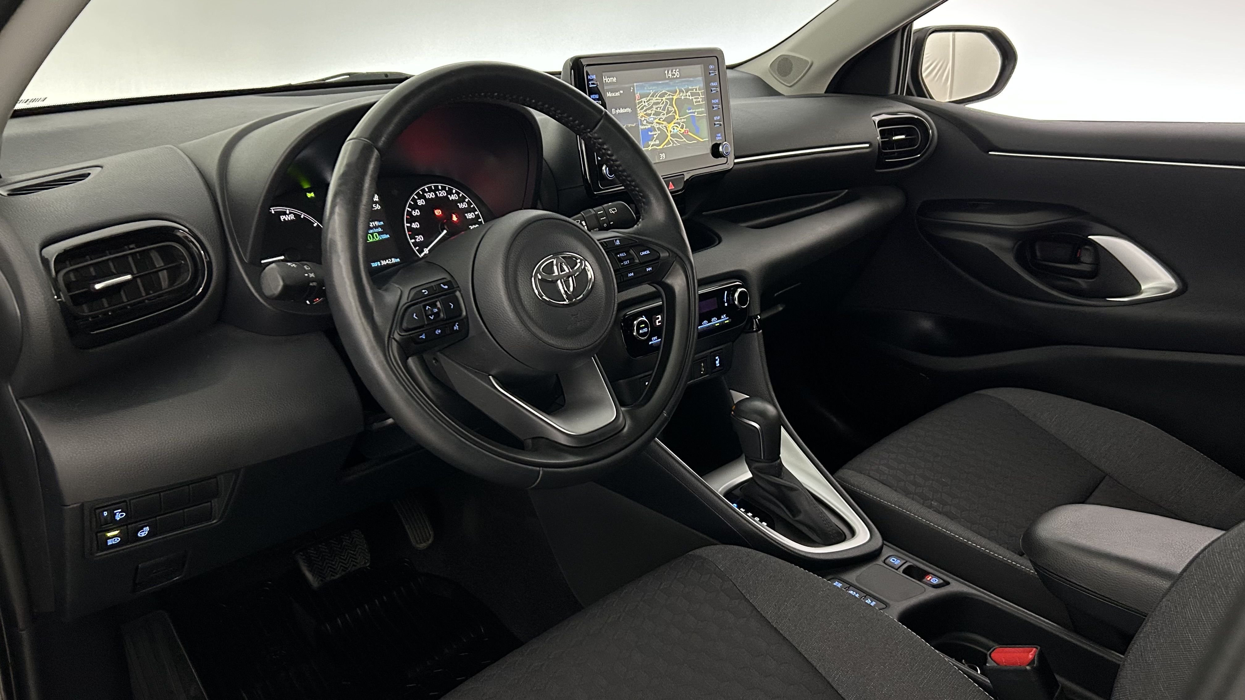 Toyota Yaris 2023