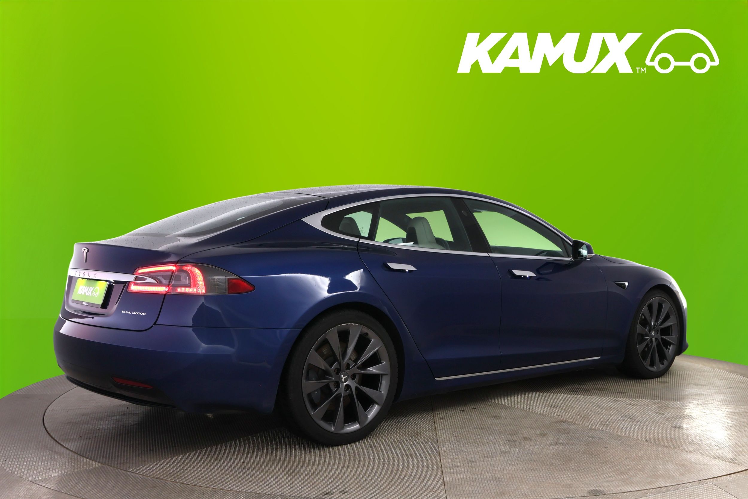 Tesla Model S 2019