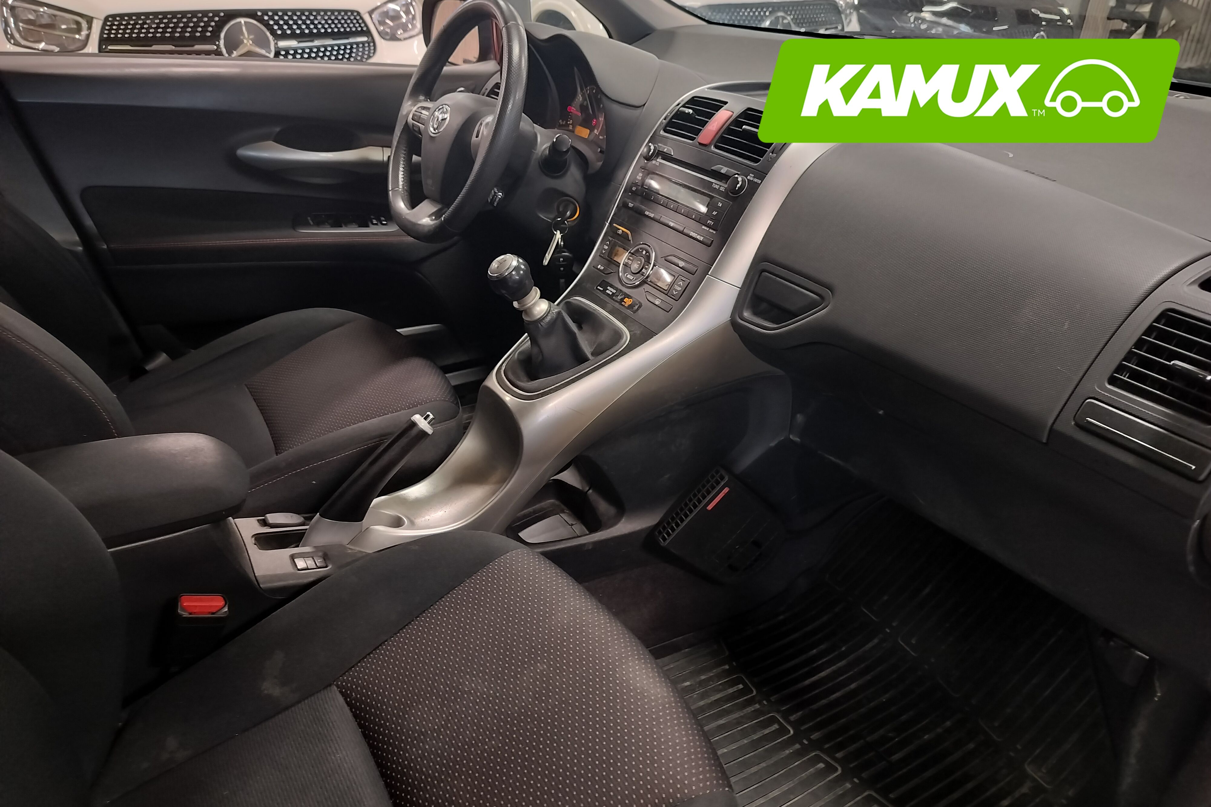 Toyota Auris 2012