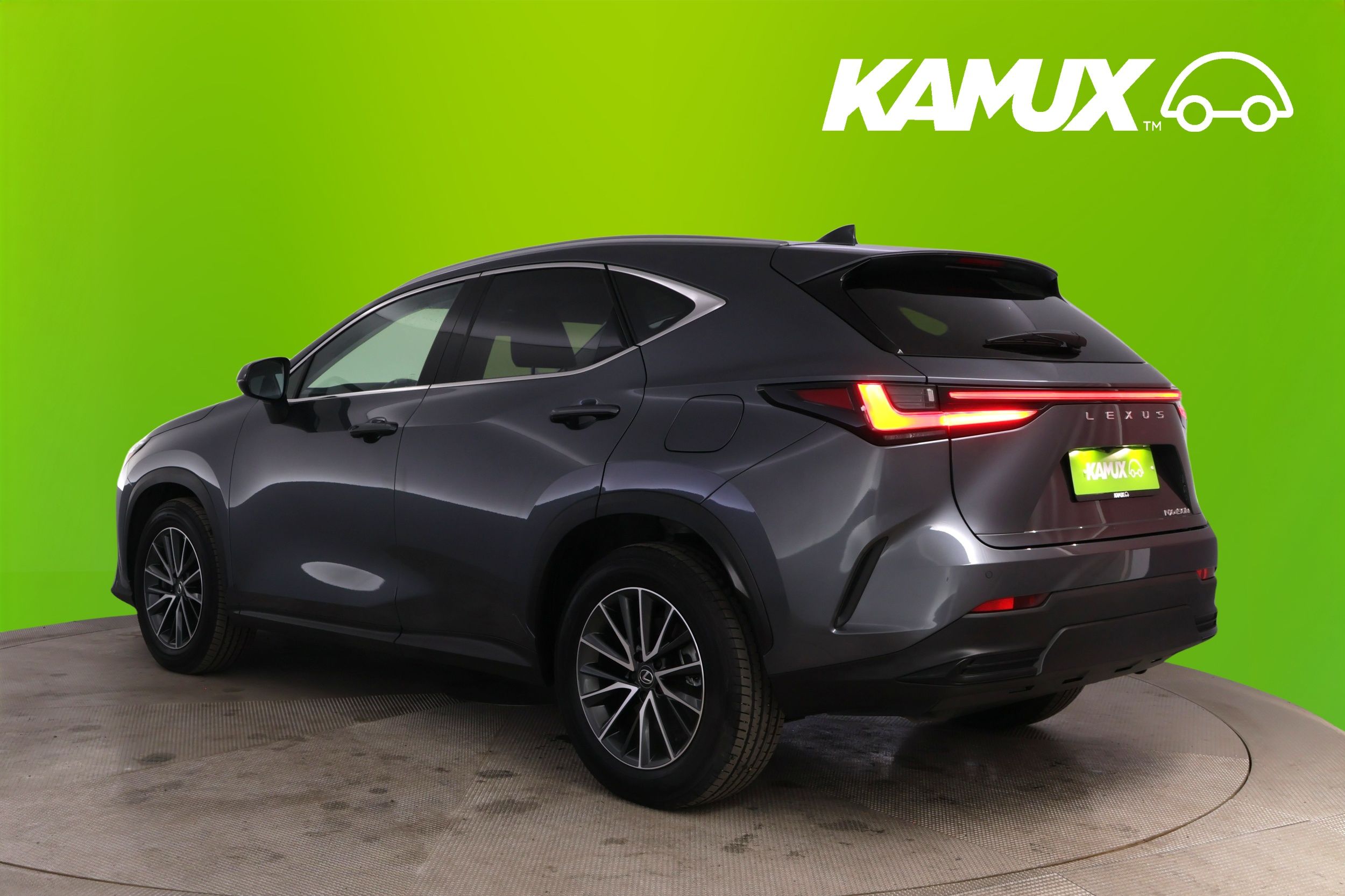 Lexus NX 2024