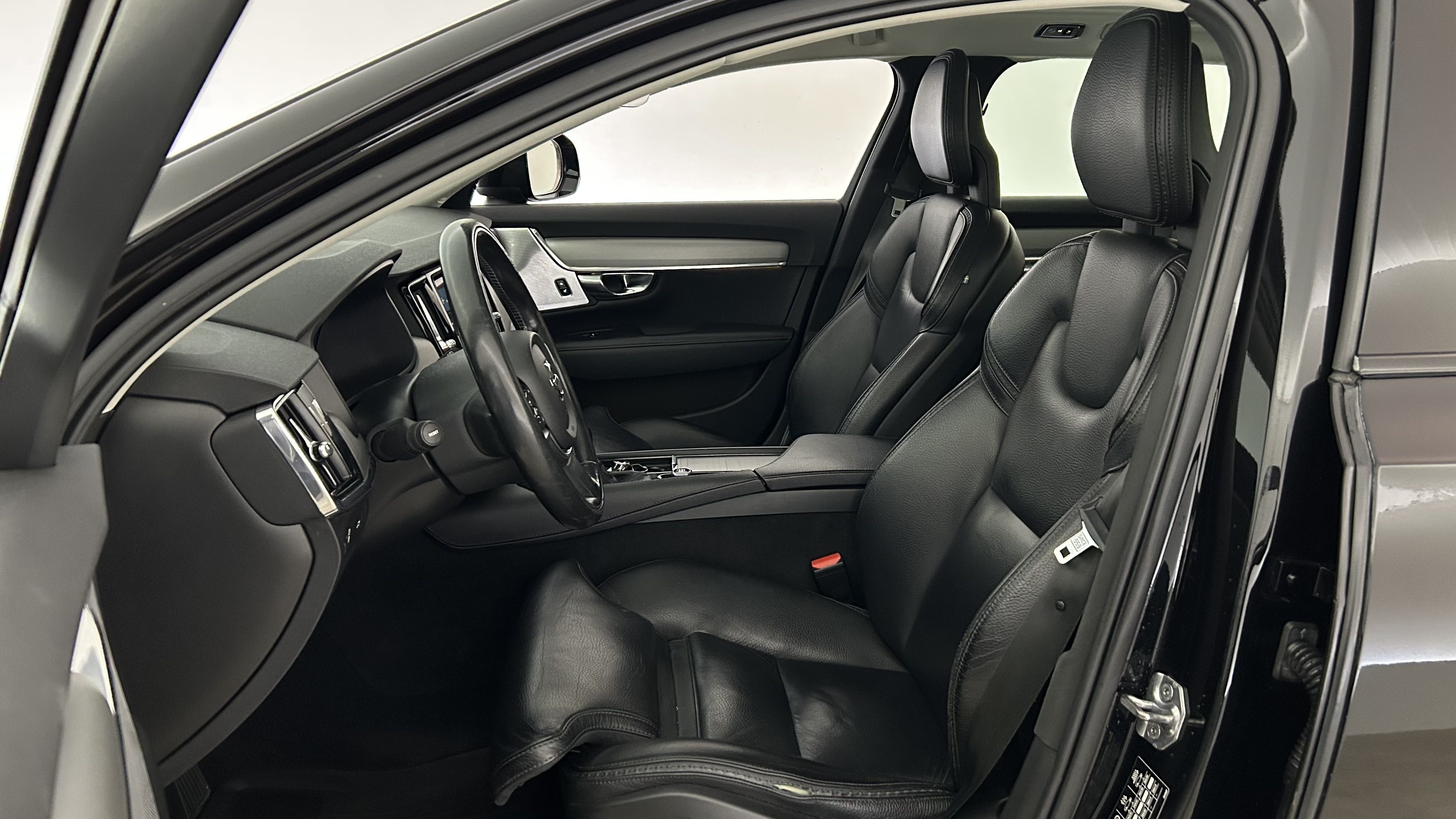 Volvo V90 Cross Country 2017