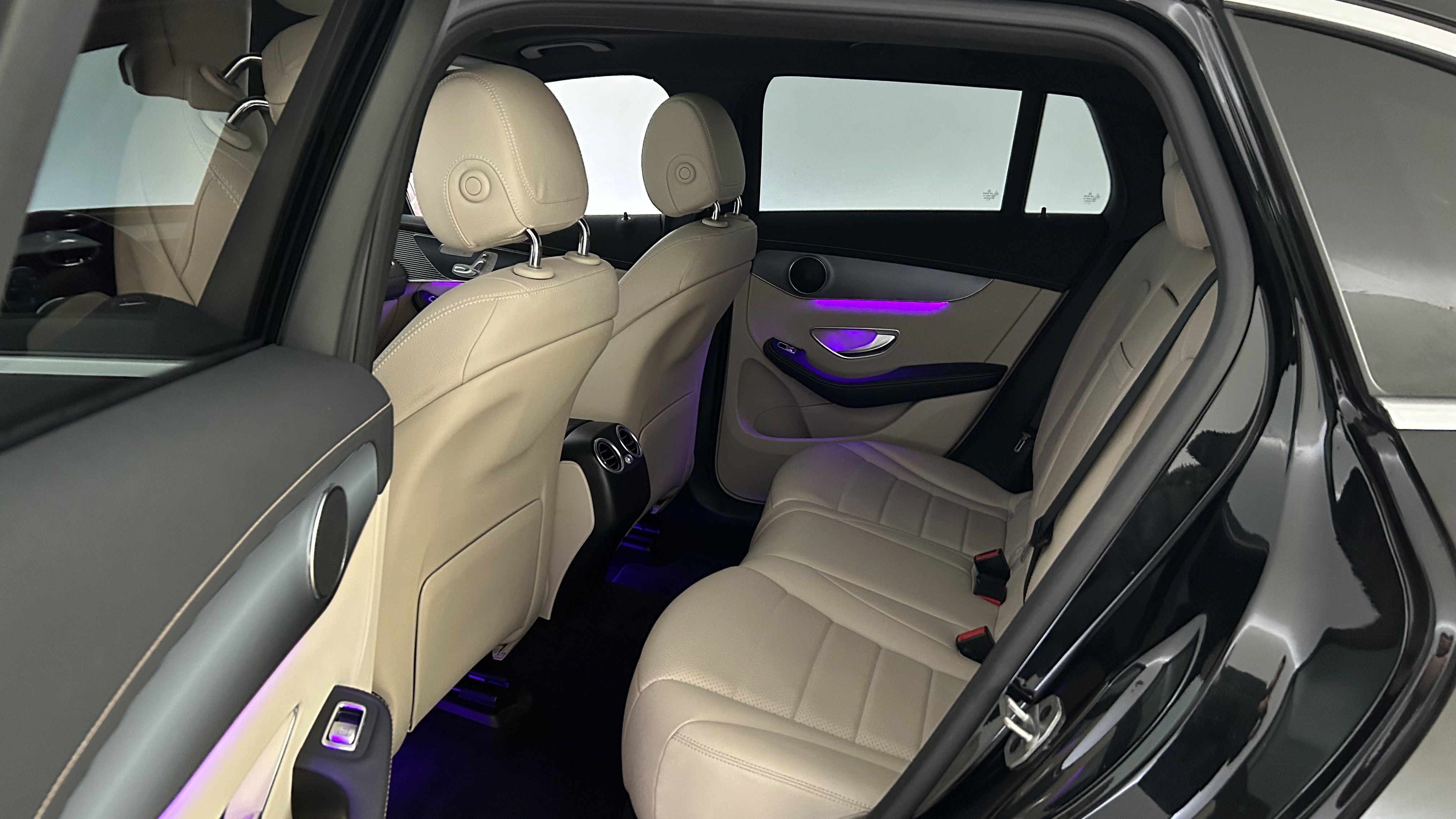 Mercedes-Benz EQC 2023