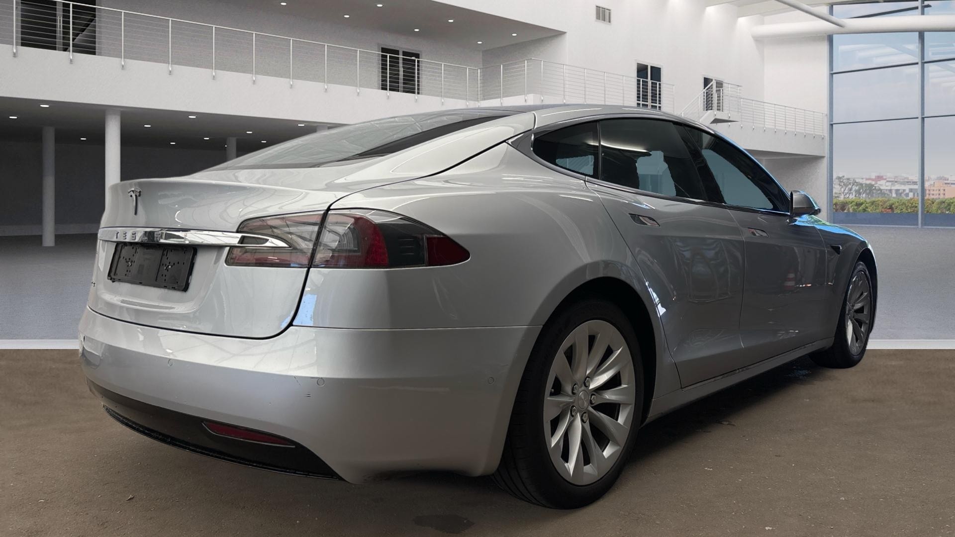 Tesla Model S 2019