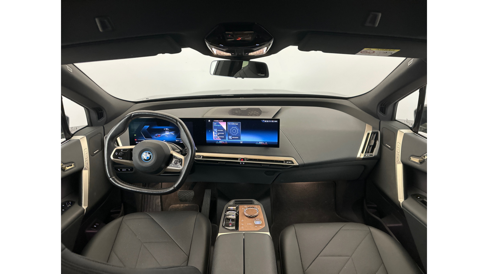 BMW iX 2023