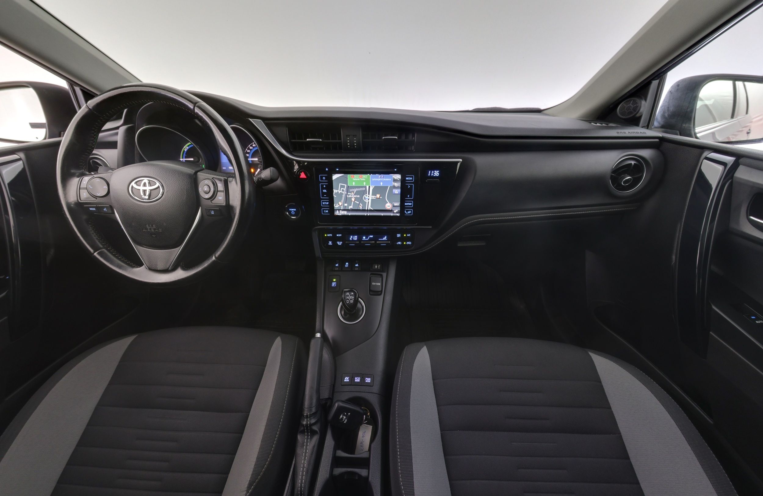 Toyota Auris 2016