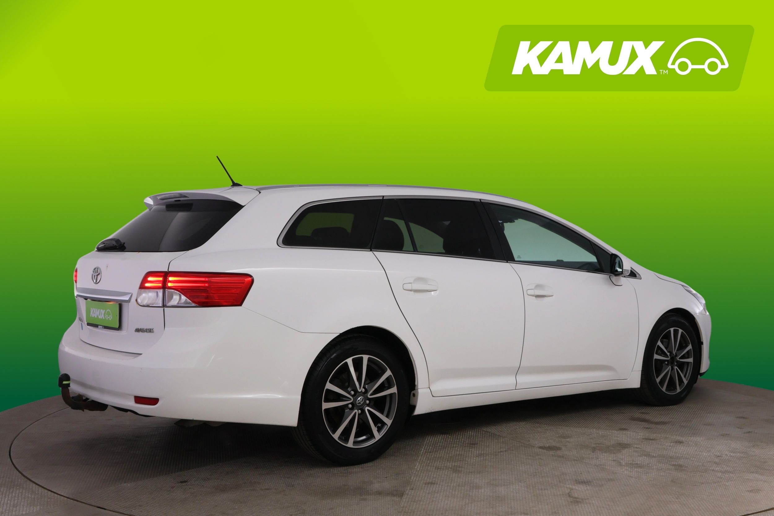 Toyota Avensis 2013