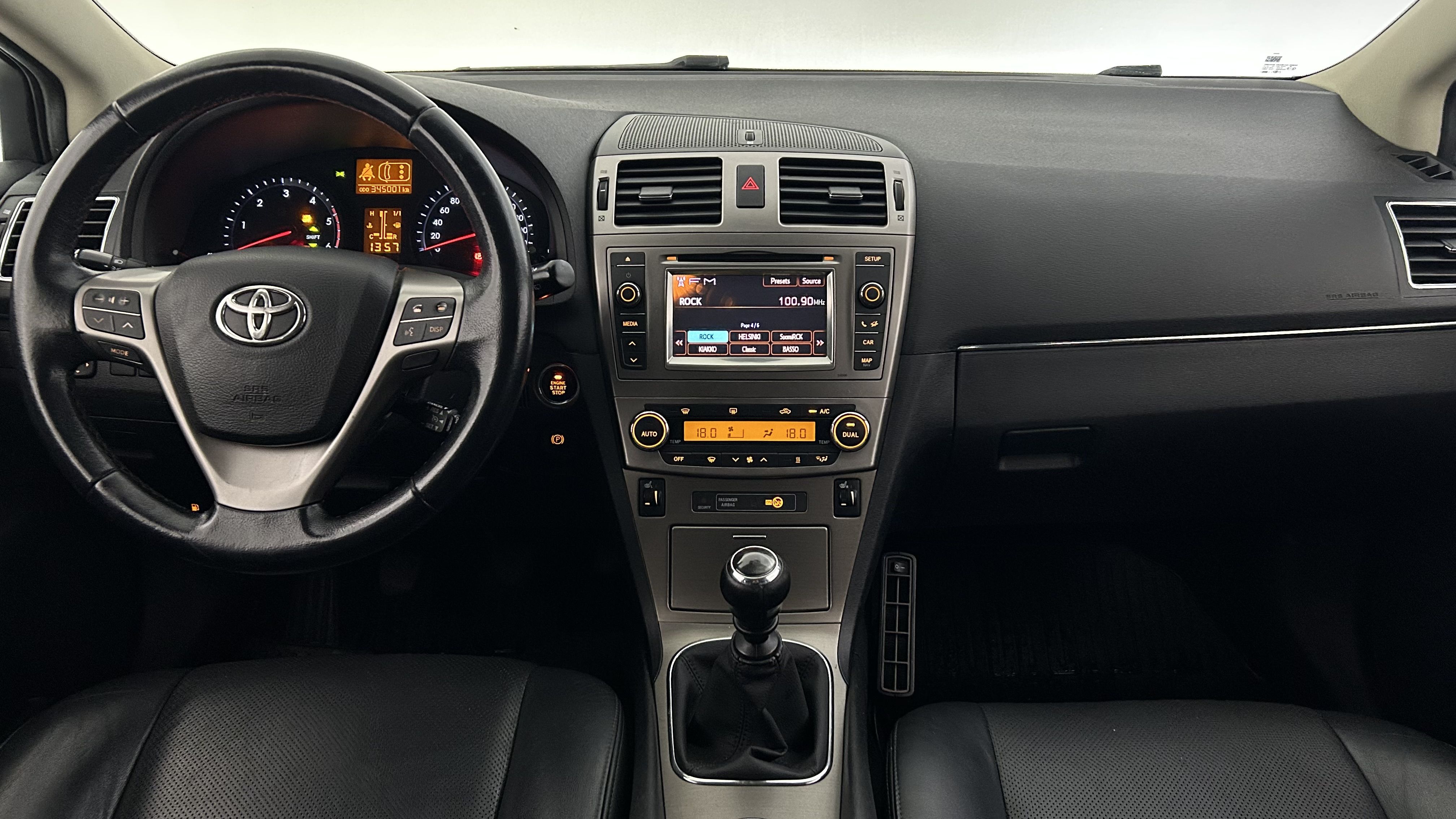 Toyota Avensis 2013