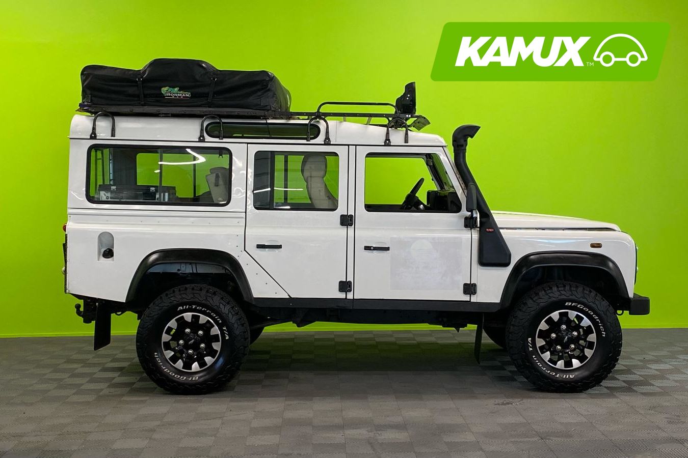 Land Rover Defender 2001