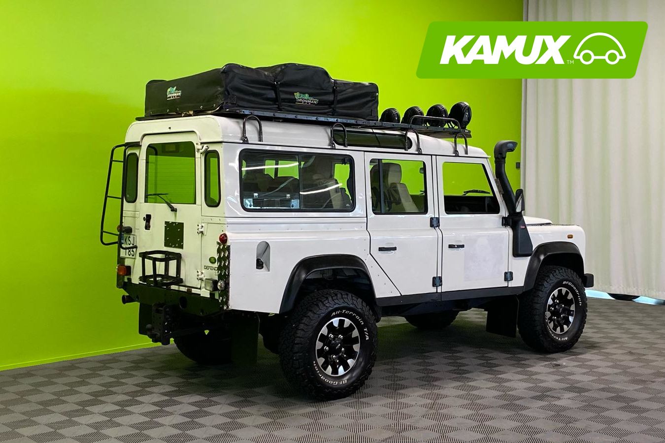 Land Rover Defender 2001