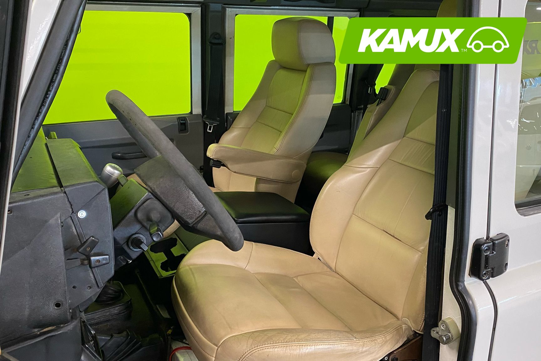 Land Rover Defender 2001