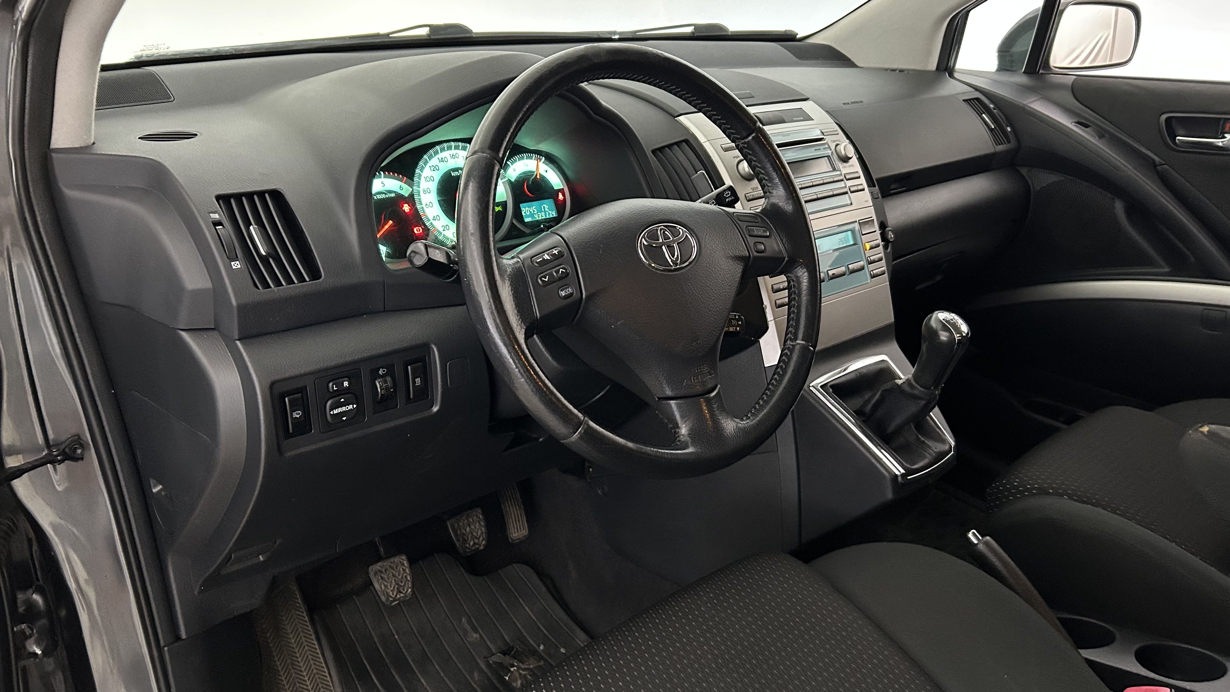 Toyota Corolla Verso 2008