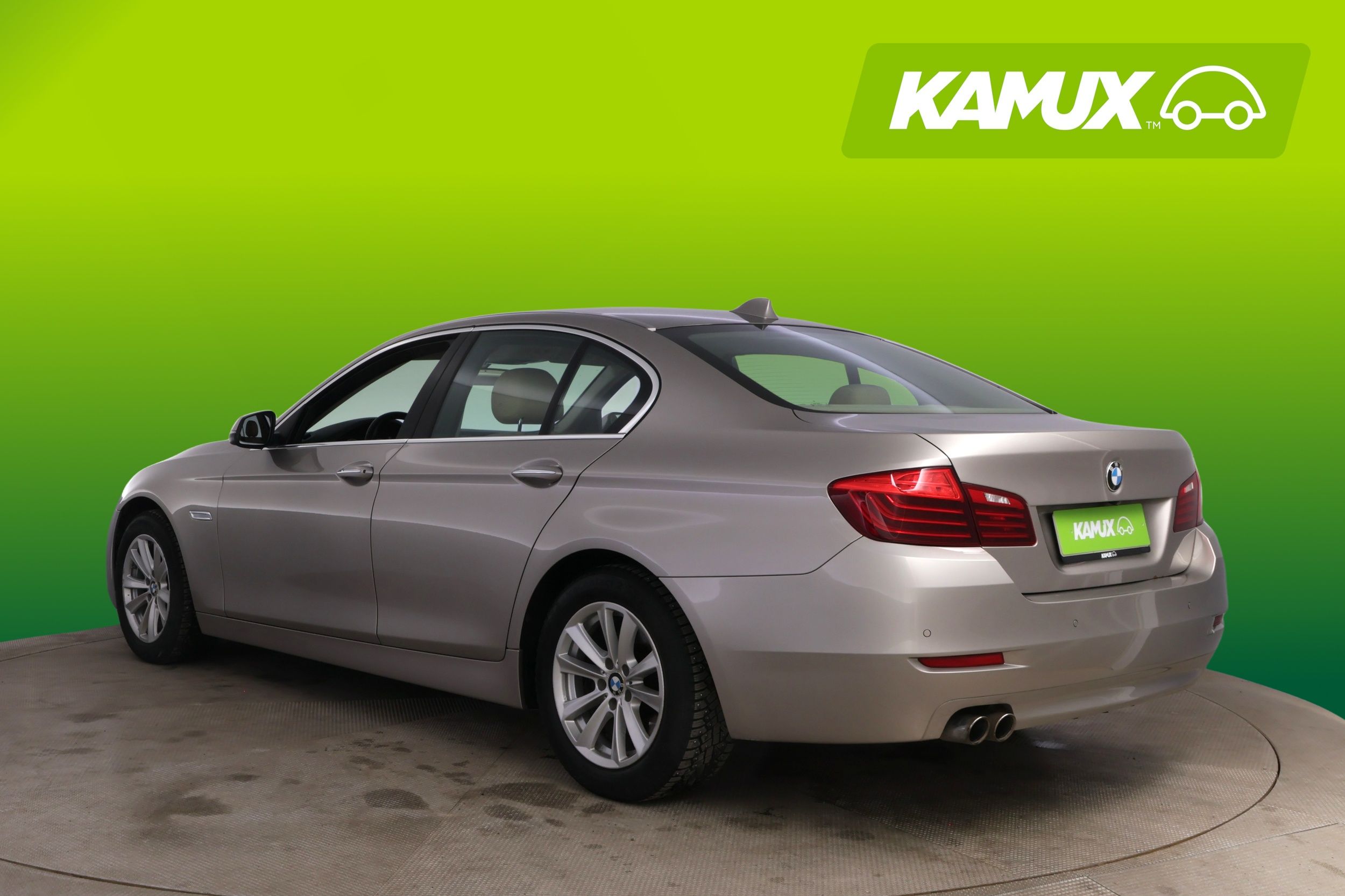 BMW 520 2015