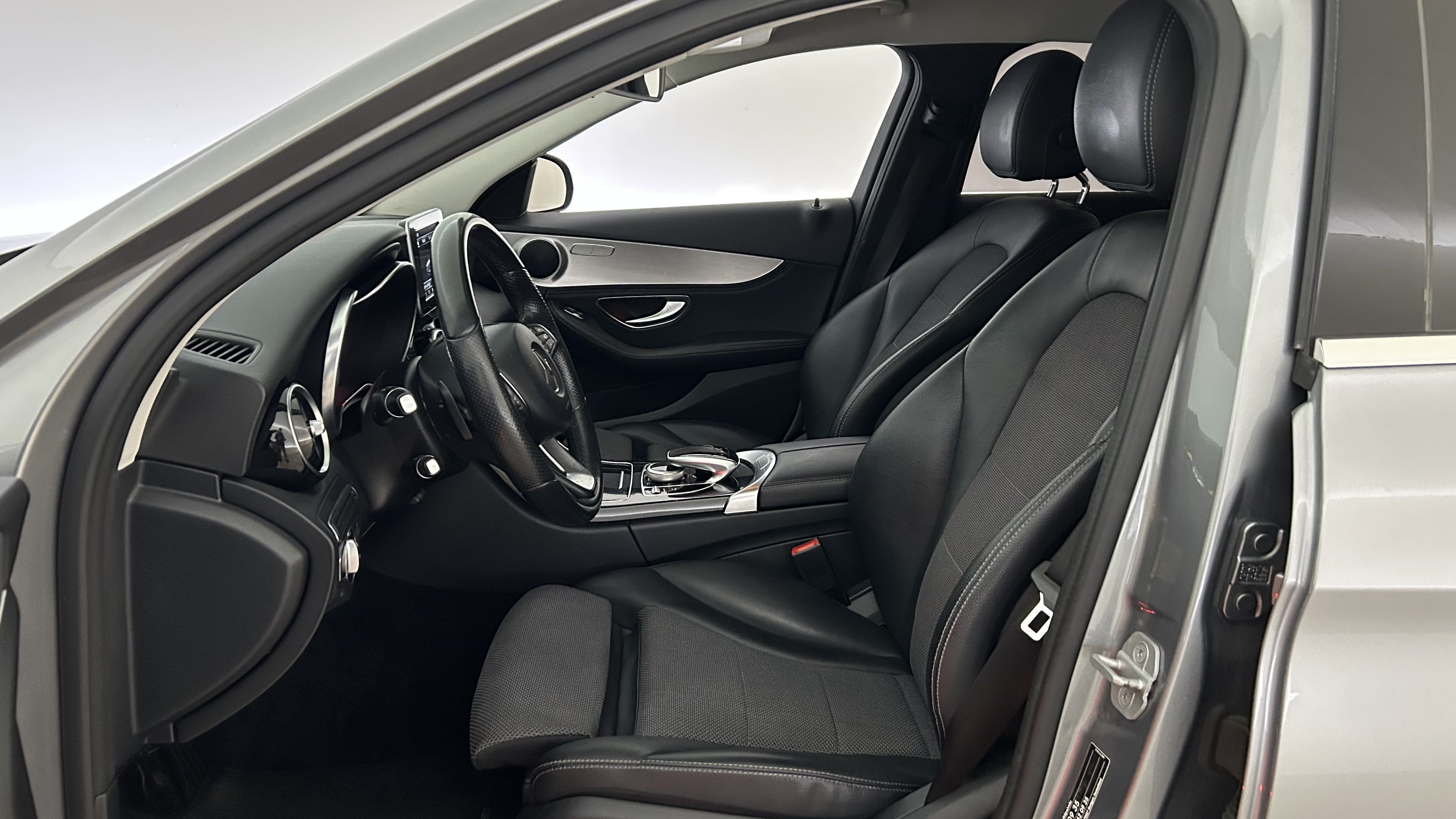 Mercedes-Benz C 2015