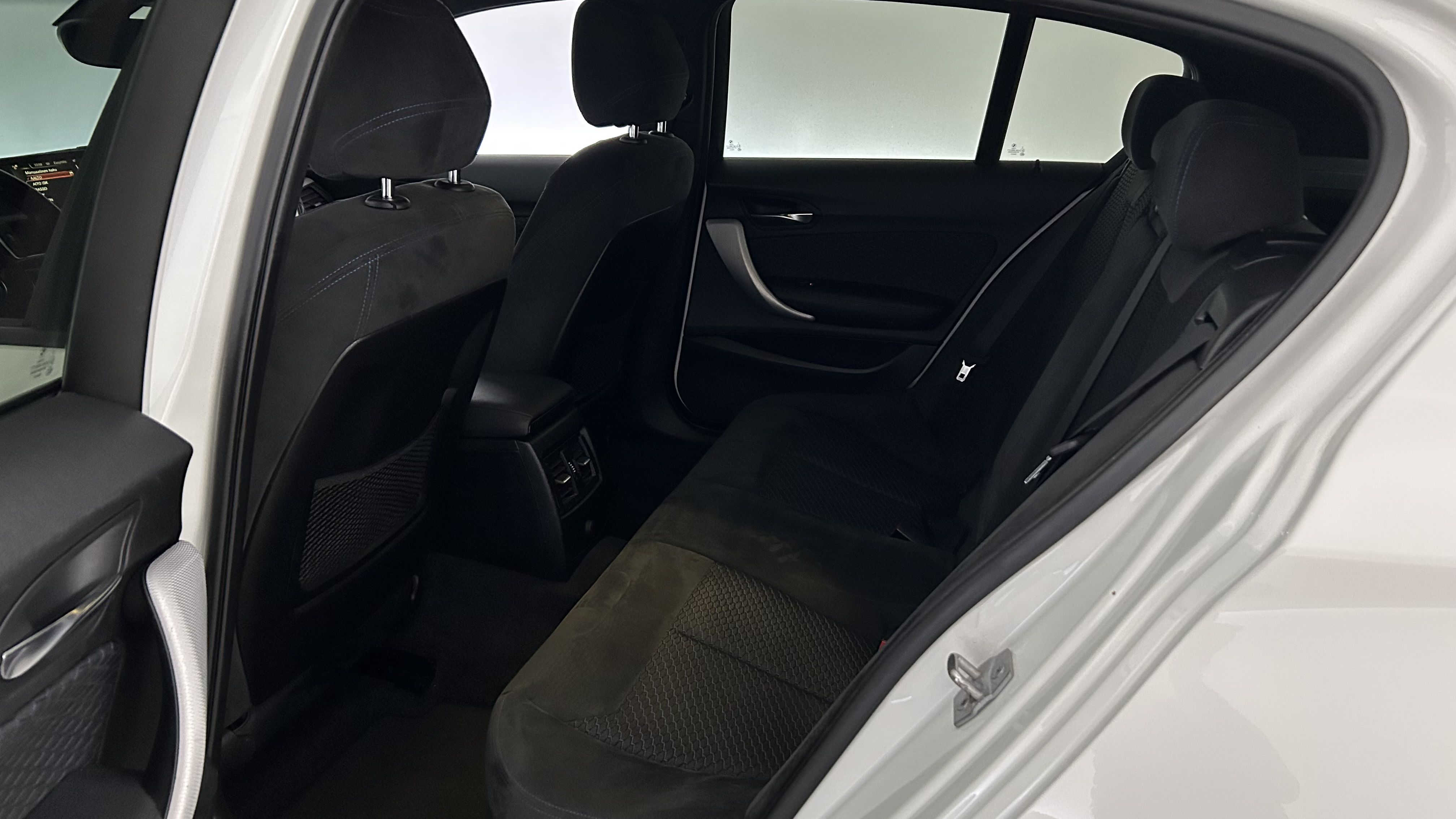 BMW 120 2016