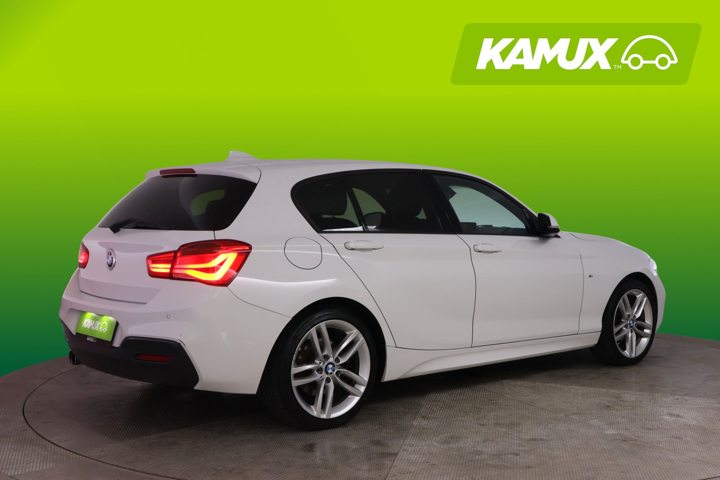 BMW 120 2016