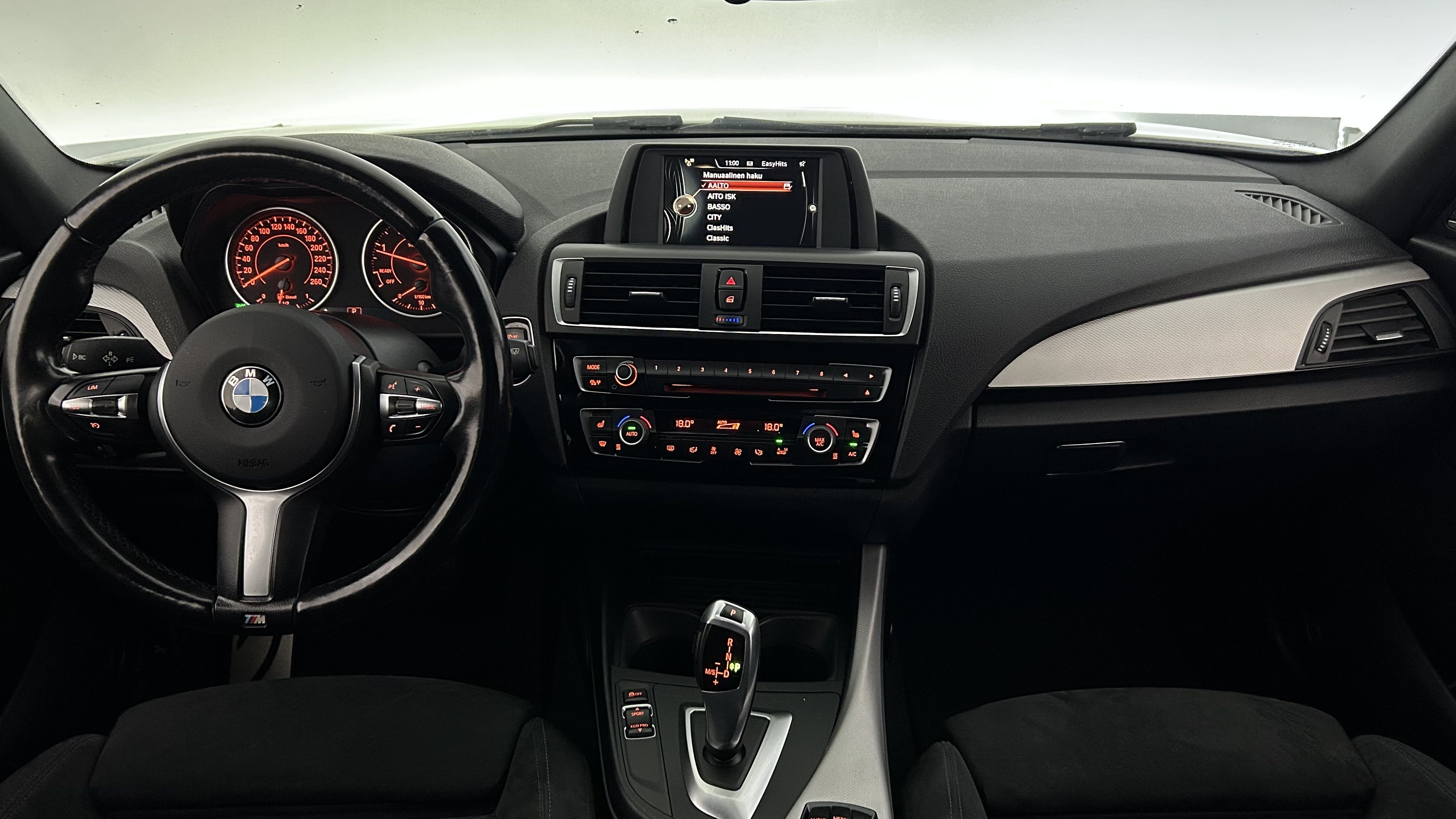 BMW 120 2016