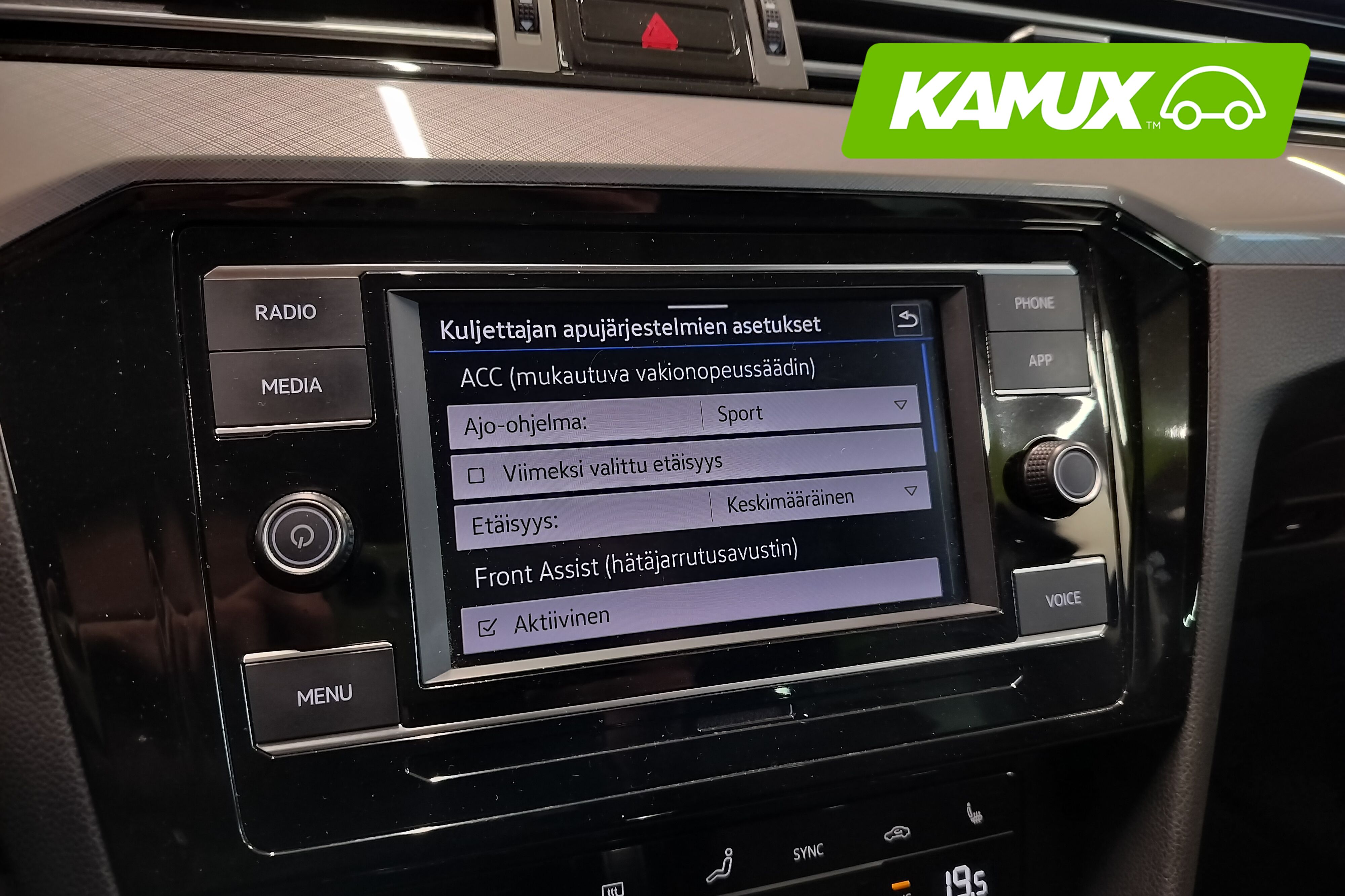 Volkswagen Passat 2023