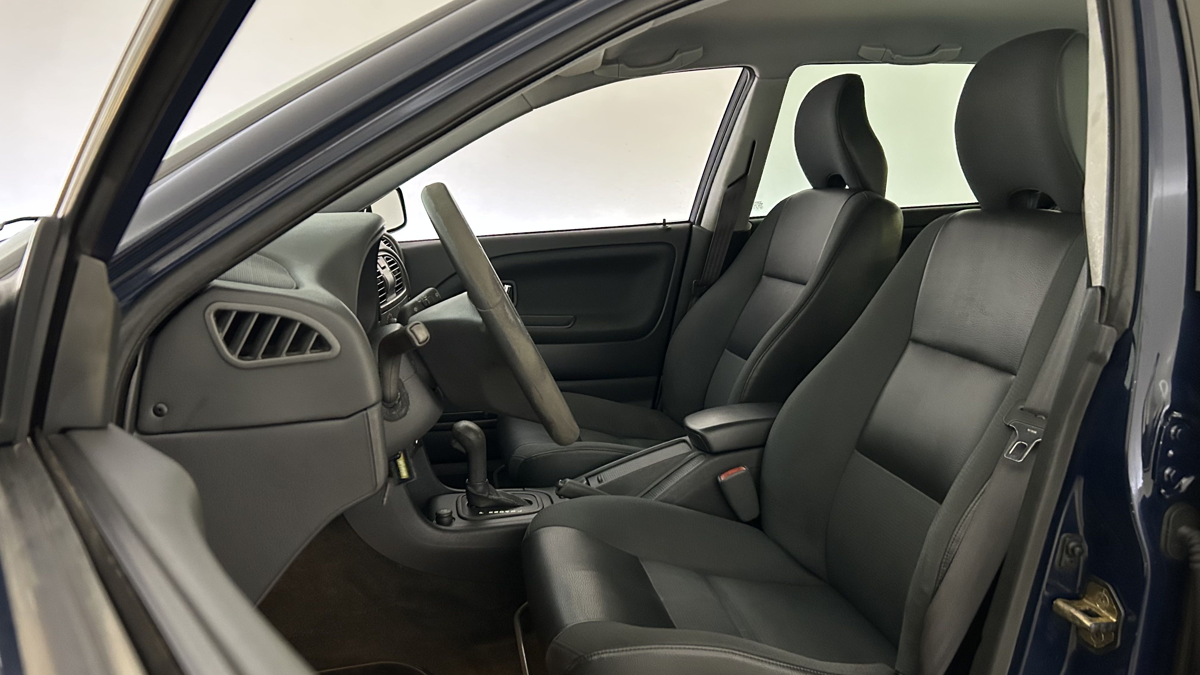 Volvo V40 2002