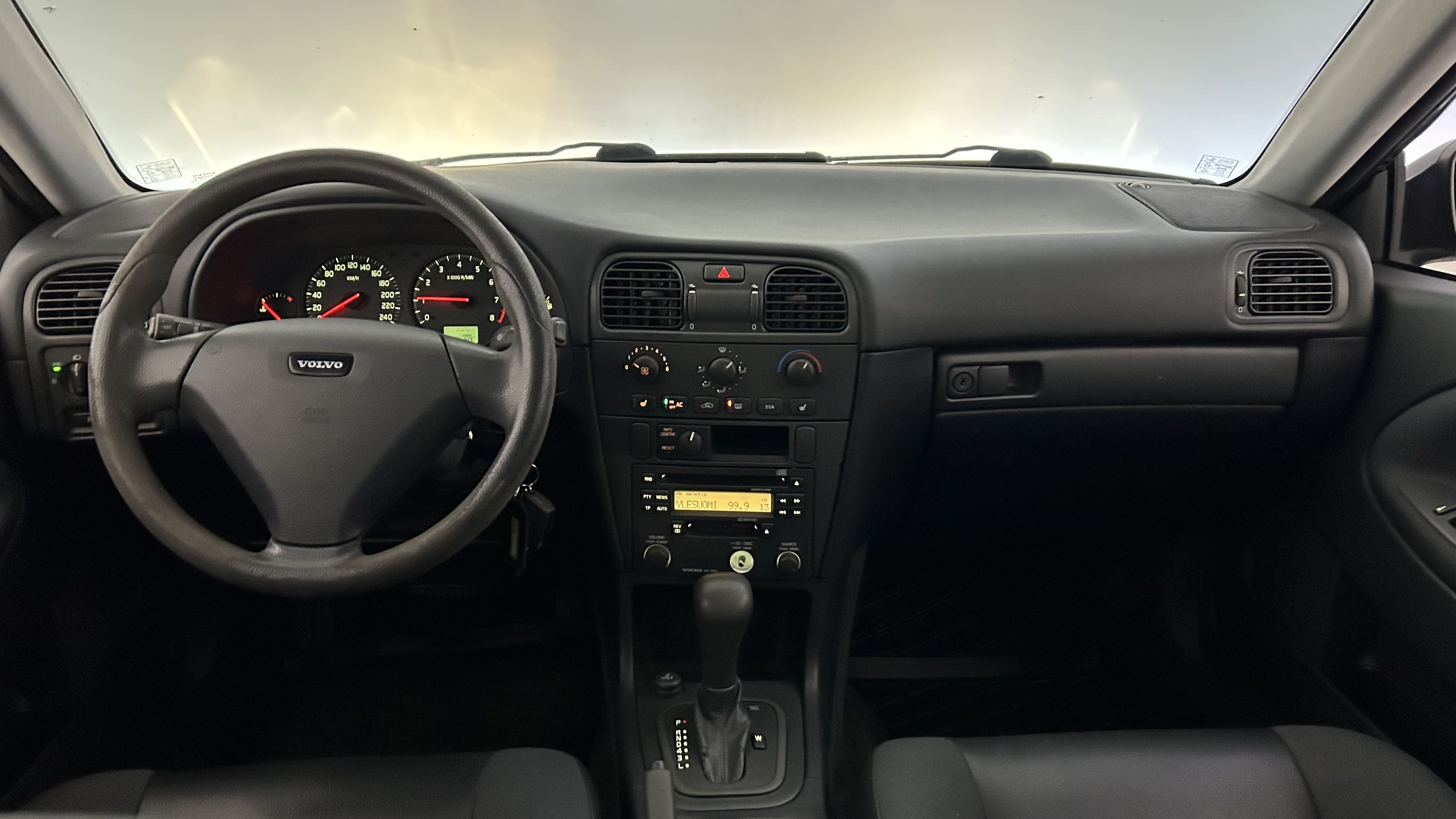 Volvo V40 2002