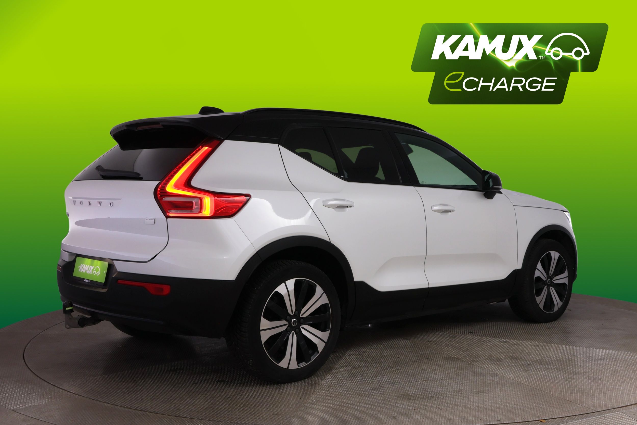 Volvo XC40 2023