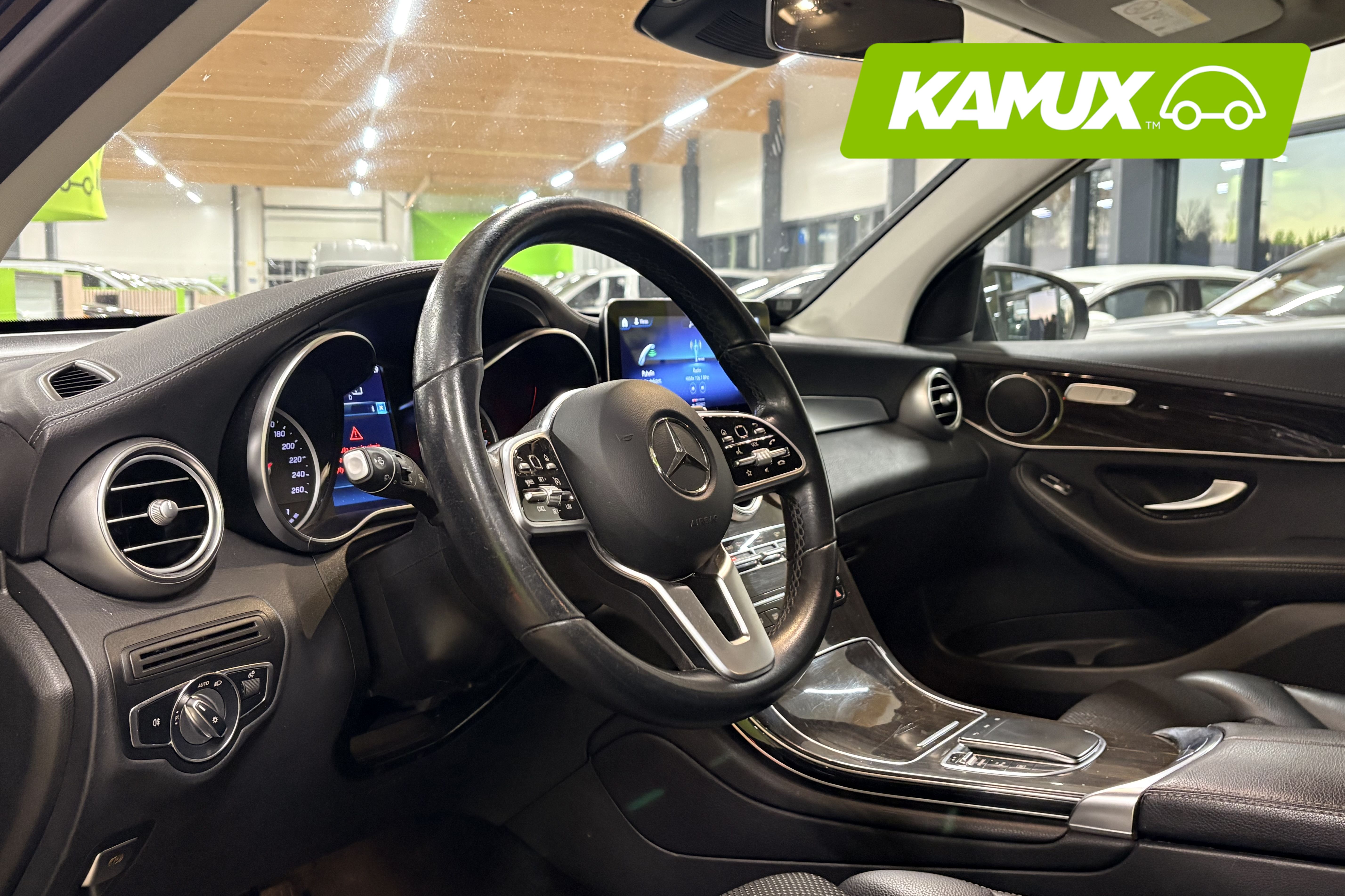 Mercedes-Benz GLC 2021
