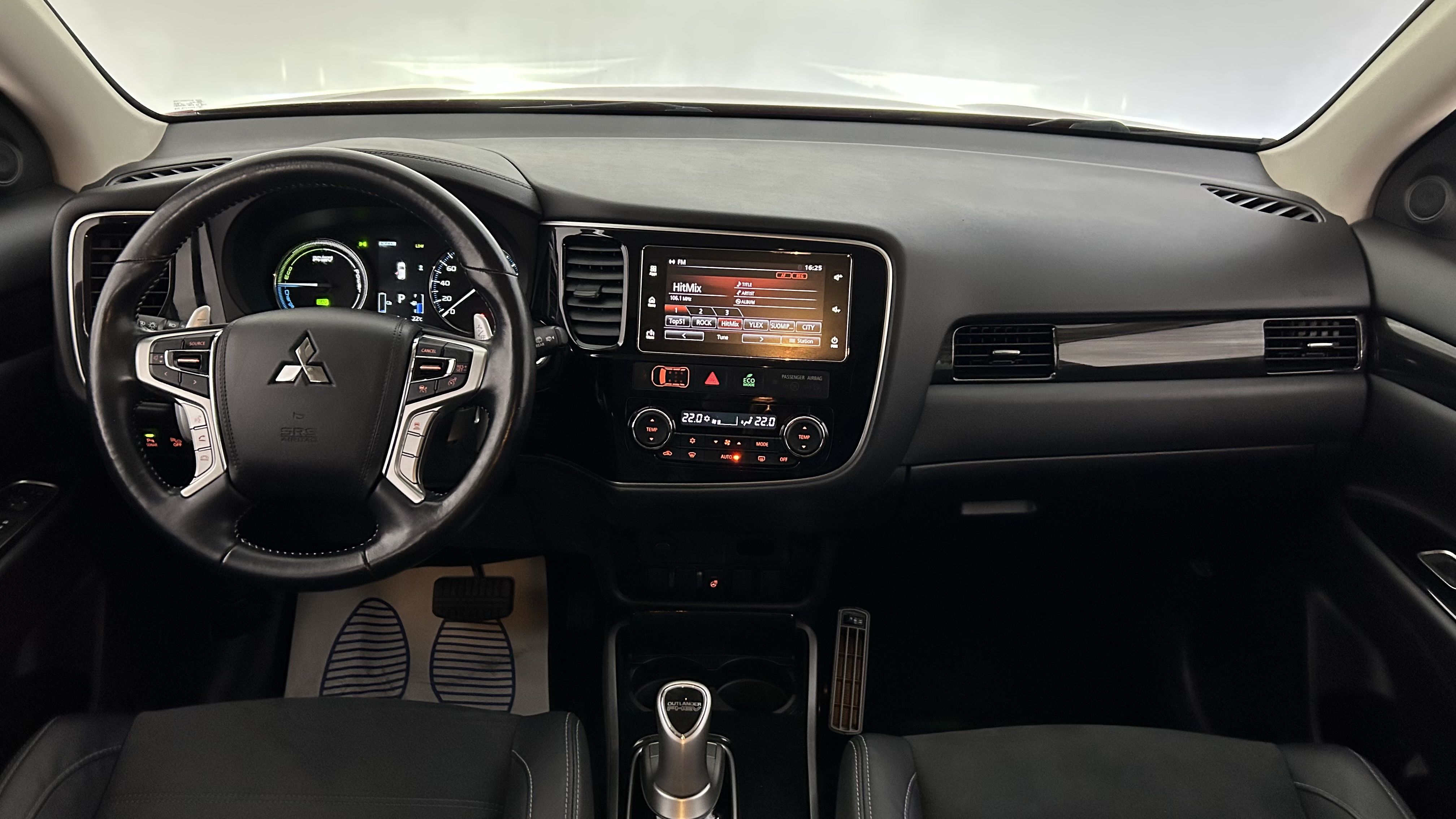 Mitsubishi Outlander PHEV 2018