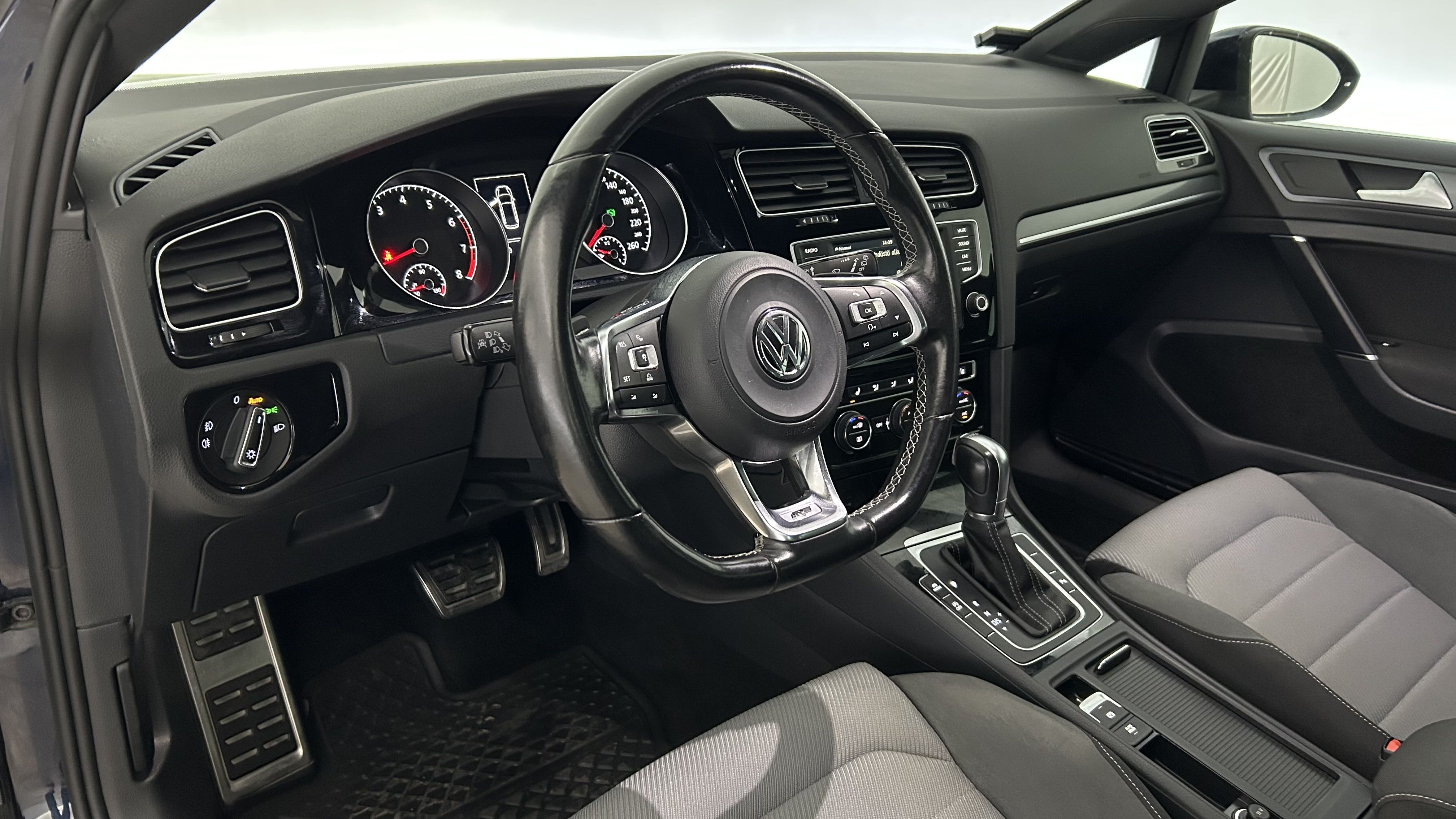 Volkswagen Golf 2016