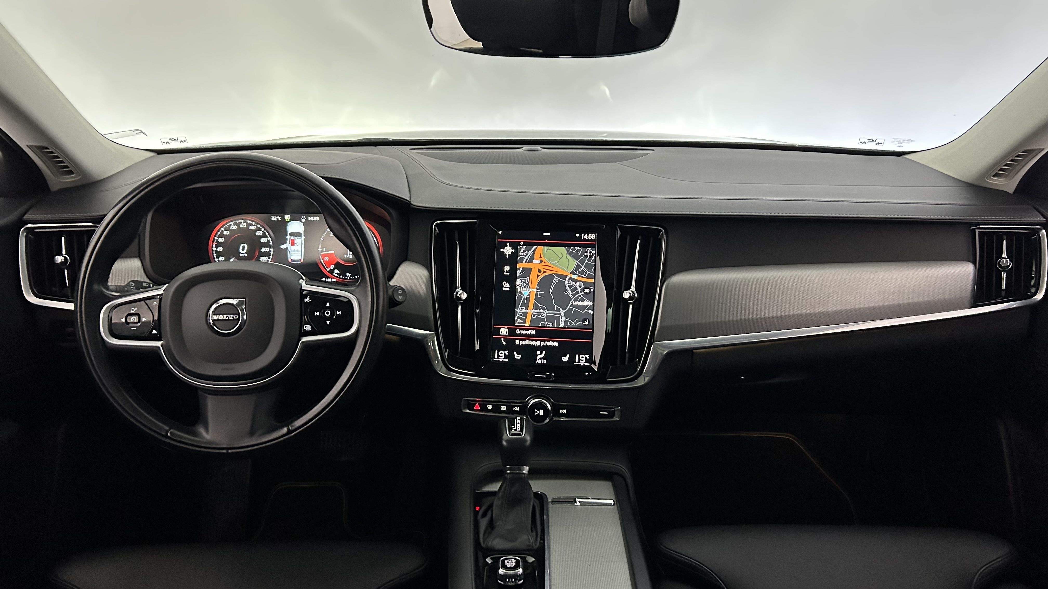 Volvo V90 2020