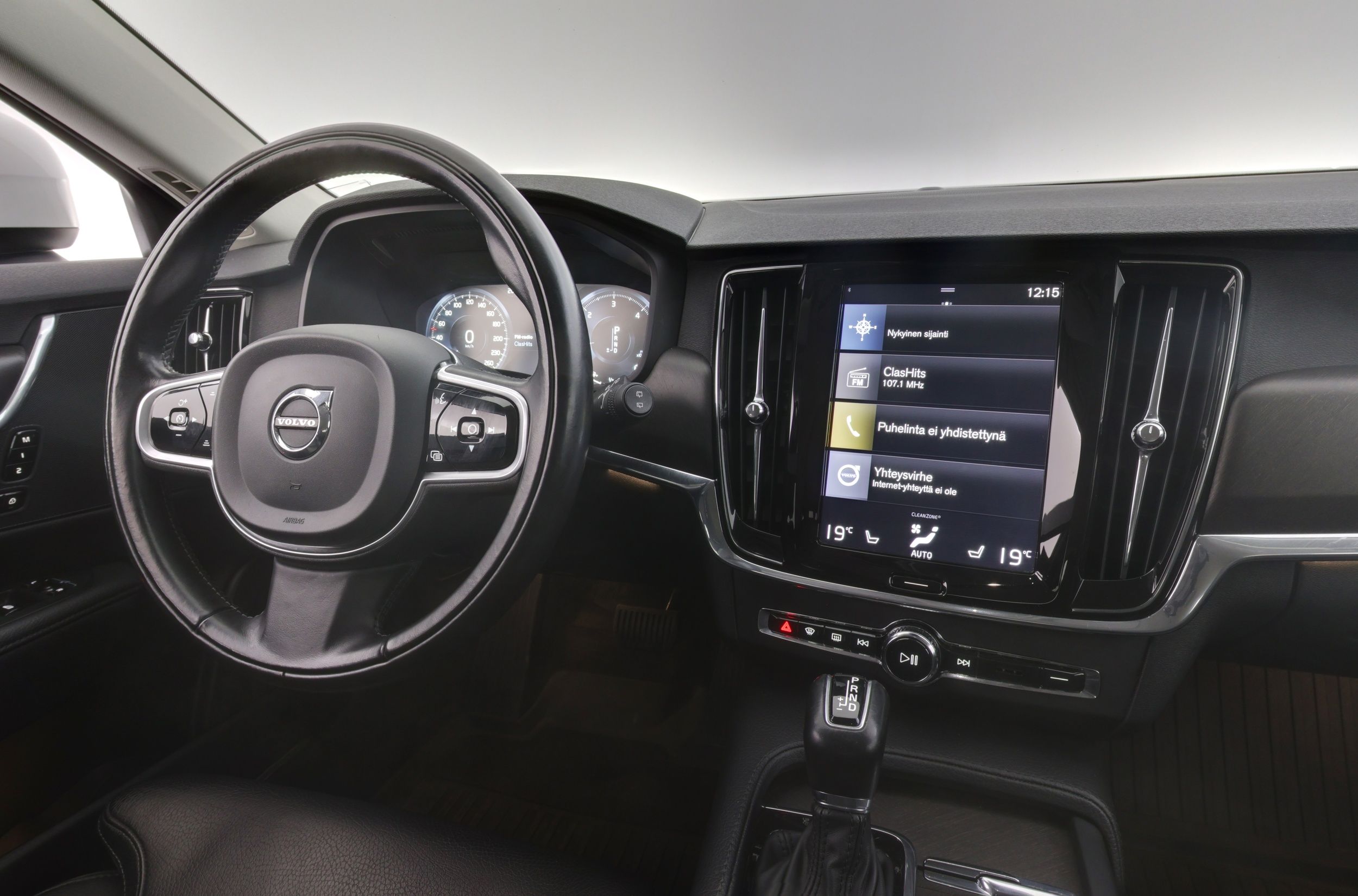 Volvo V90 Cross Country 2018