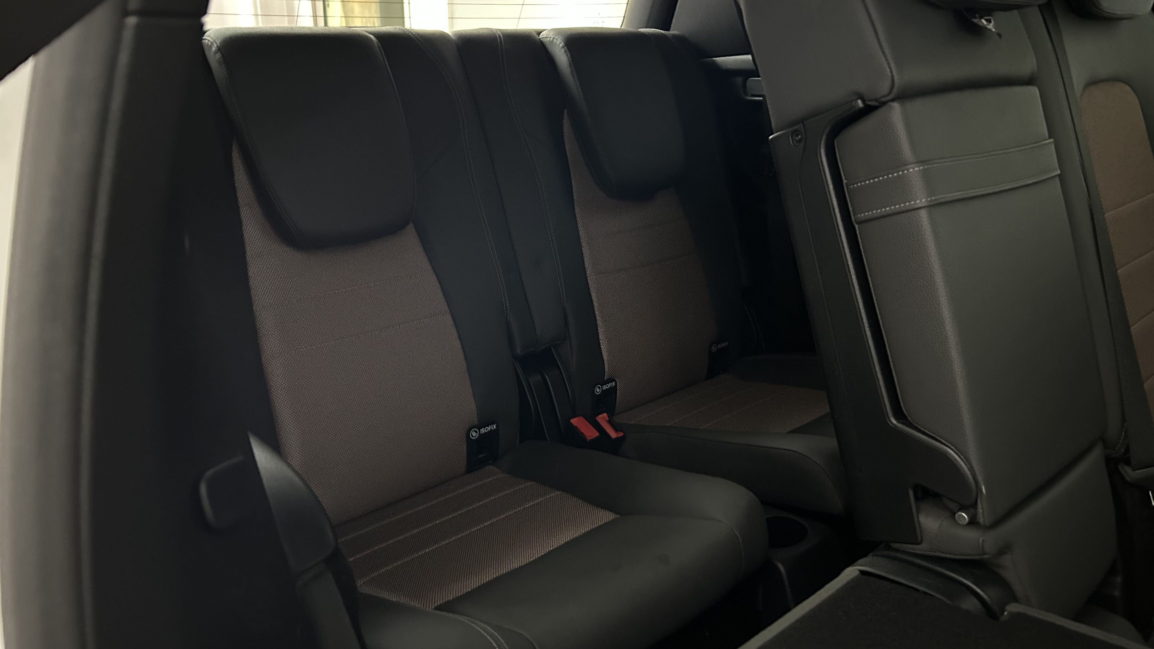 Mercedes-Benz EQB 300 2022