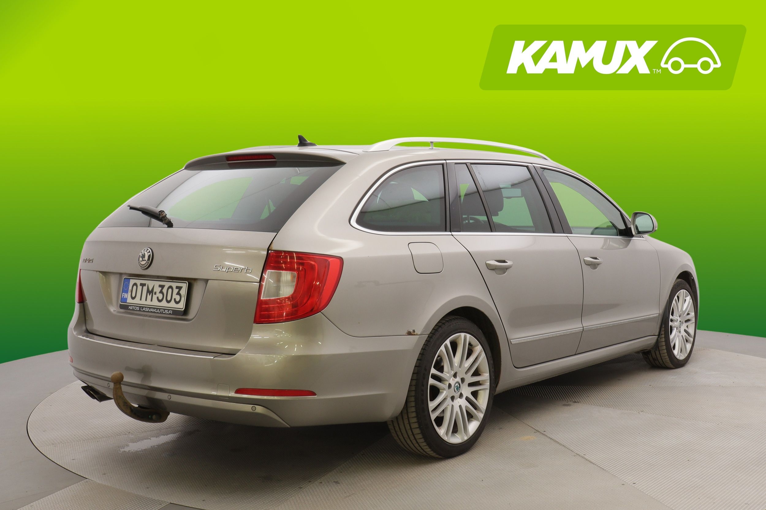 Skoda Superb 2012