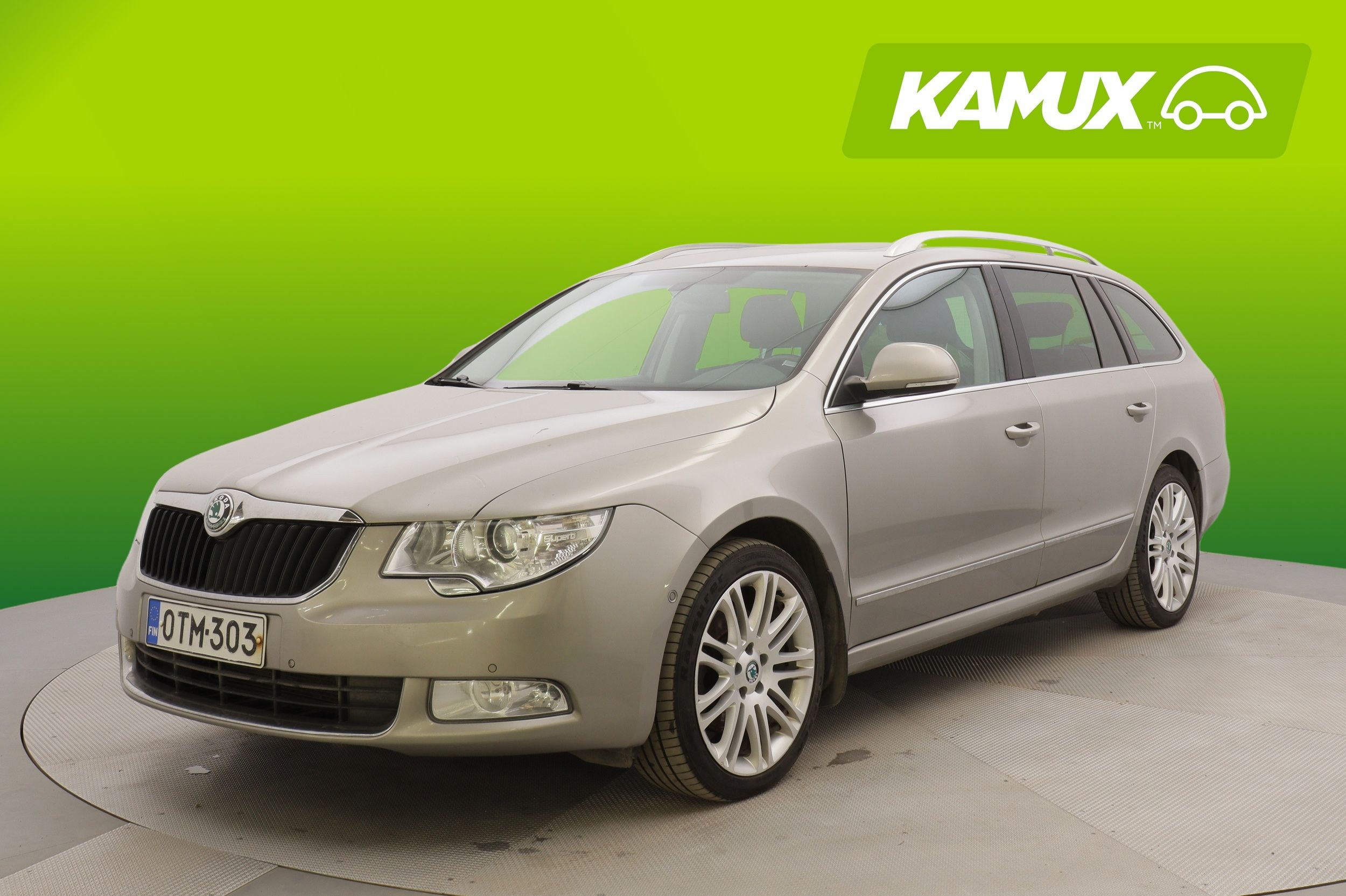 Skoda Superb 2012