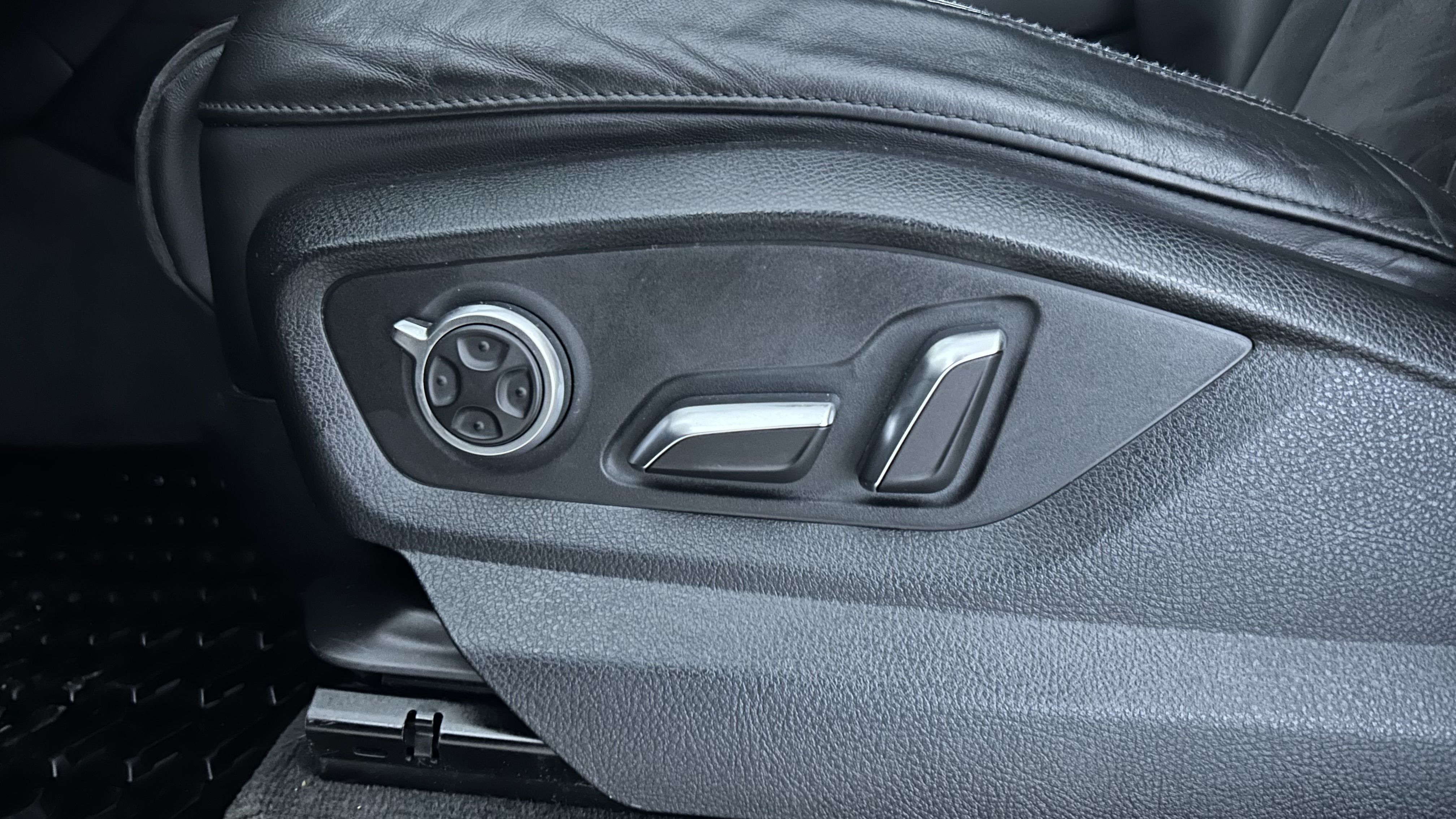 Audi Q7 2015