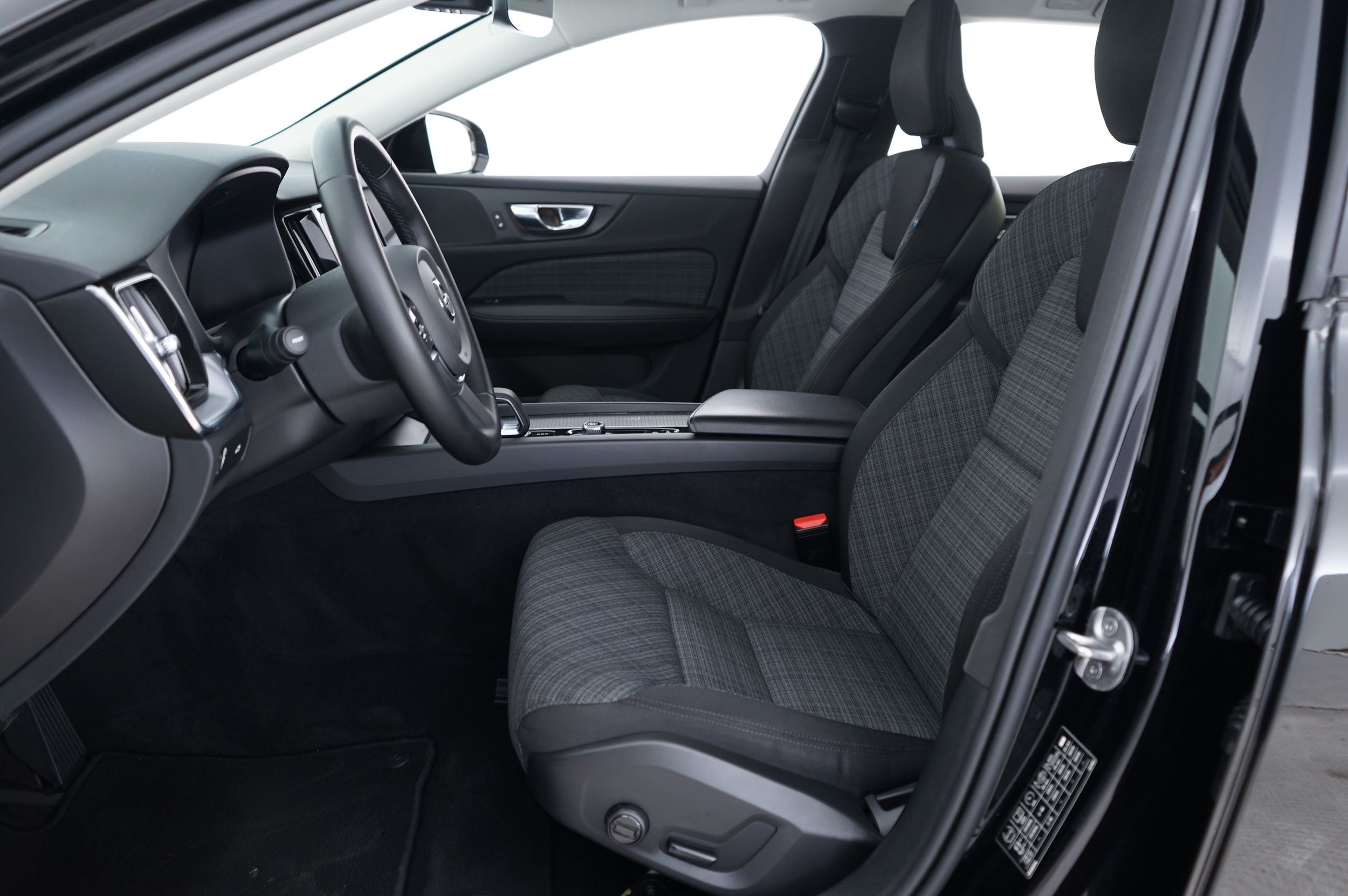 Volvo V60 Cross Country 2022